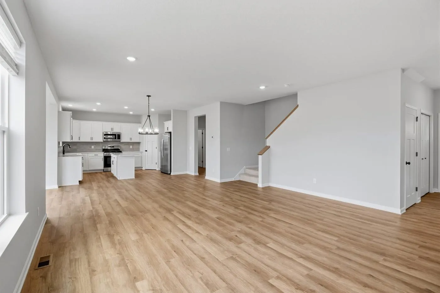 Photo 10 of 11627 16th Ne Circle