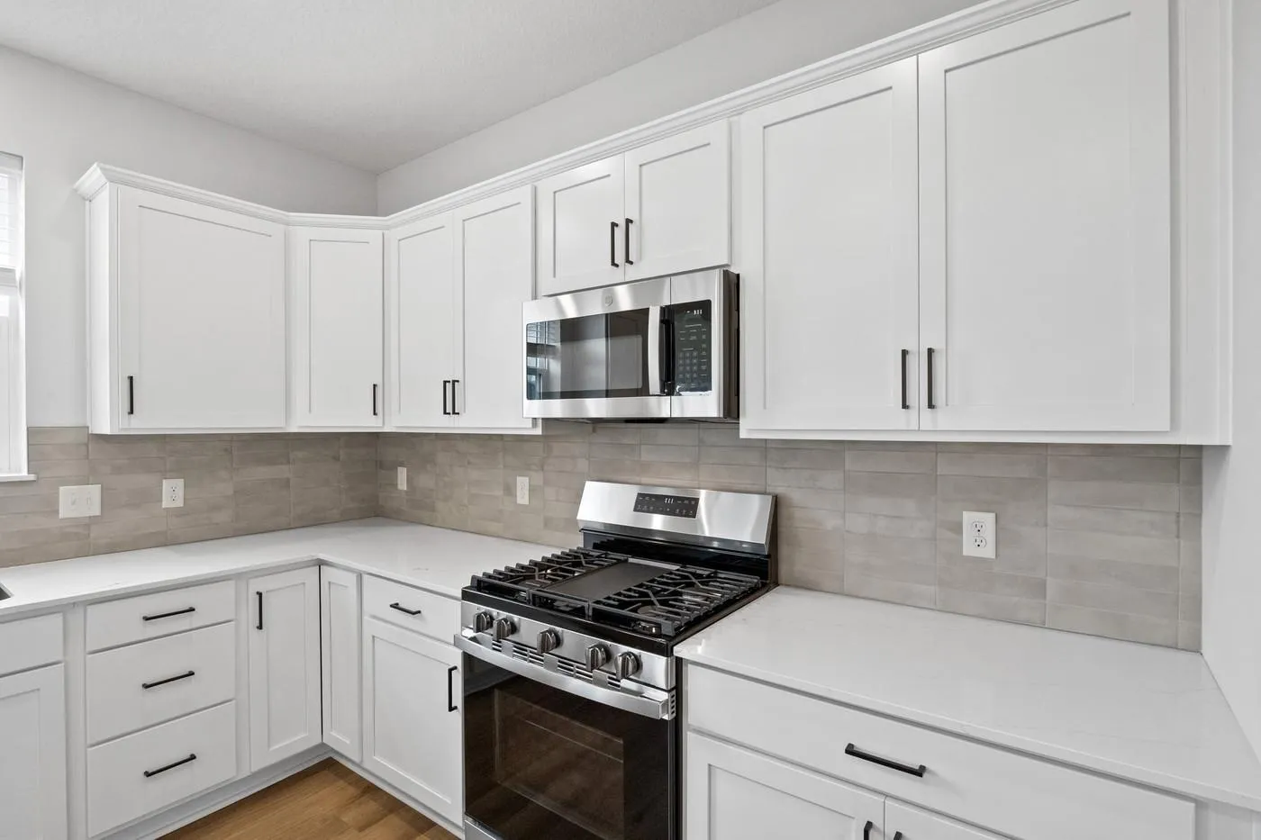 Photo 7 of 11627 16th Ne Circle