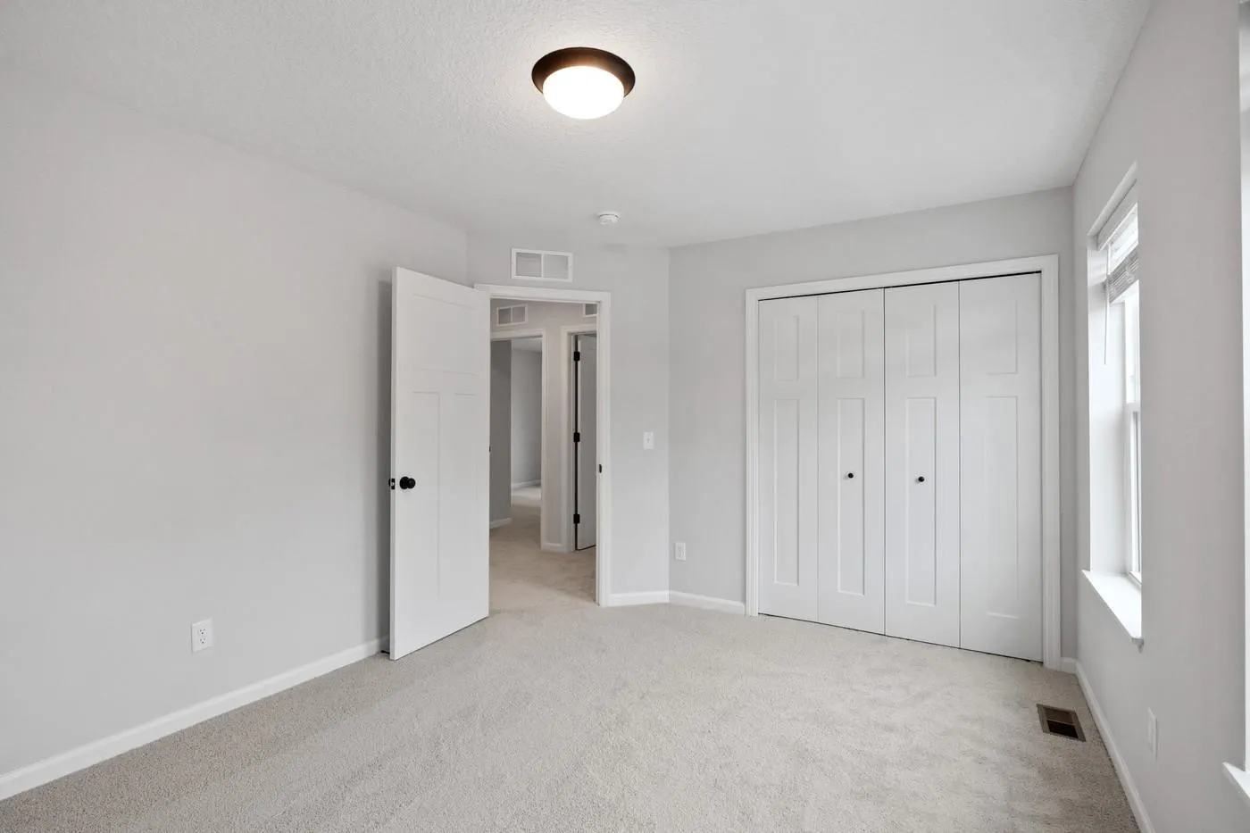 Photo 22 of 11627 16th Ne Circle