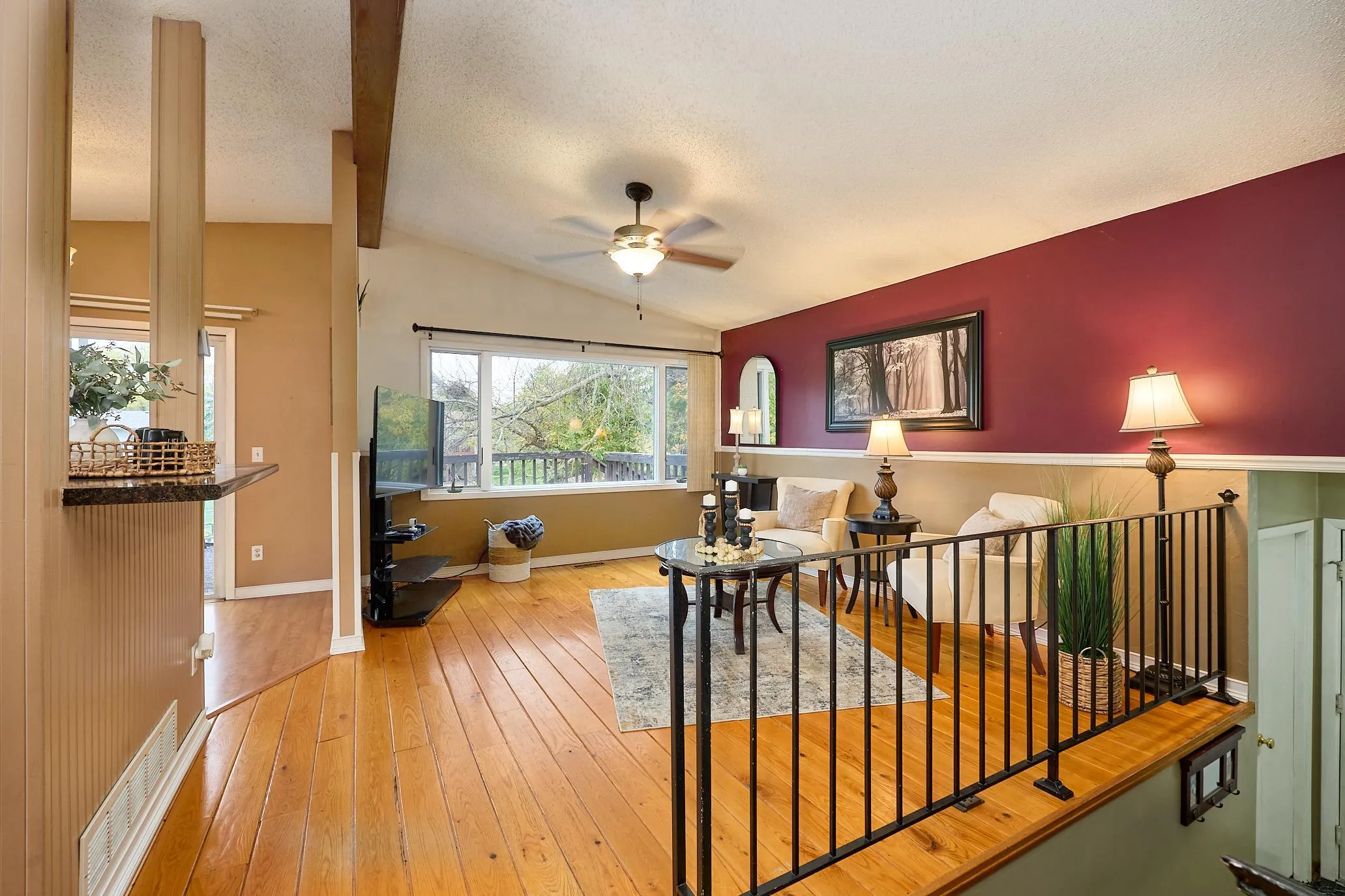 Photo 4 of 6342 Whispering Oaks Drive