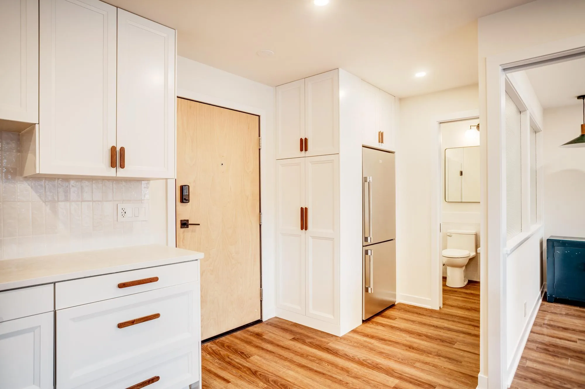 Photo 12 of 2532 1st S Avenue Unit S106