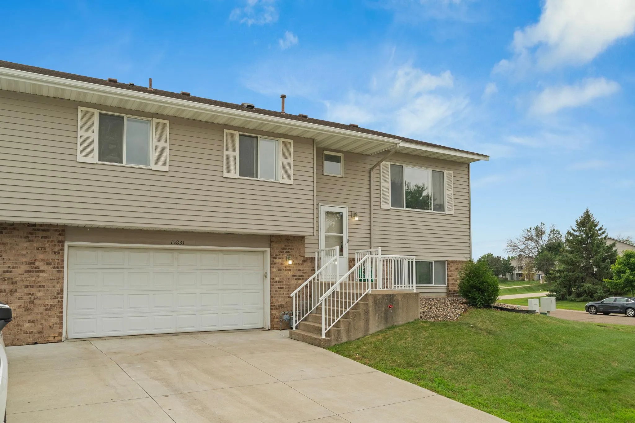 Photo 2 of 15831 Gooseberry Way