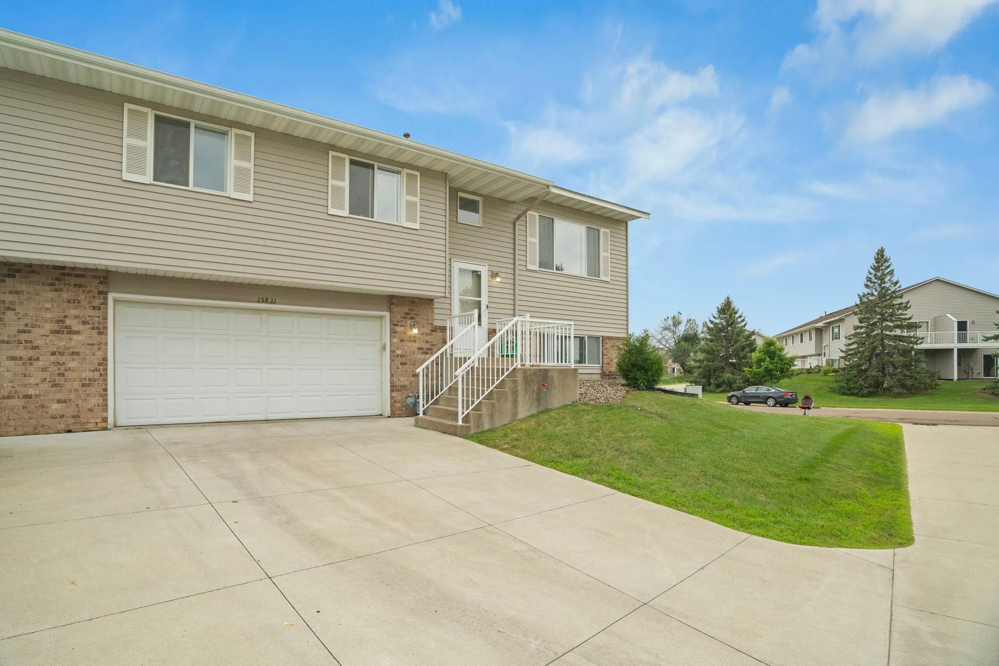 Photo 3 of 15831 Gooseberry Way