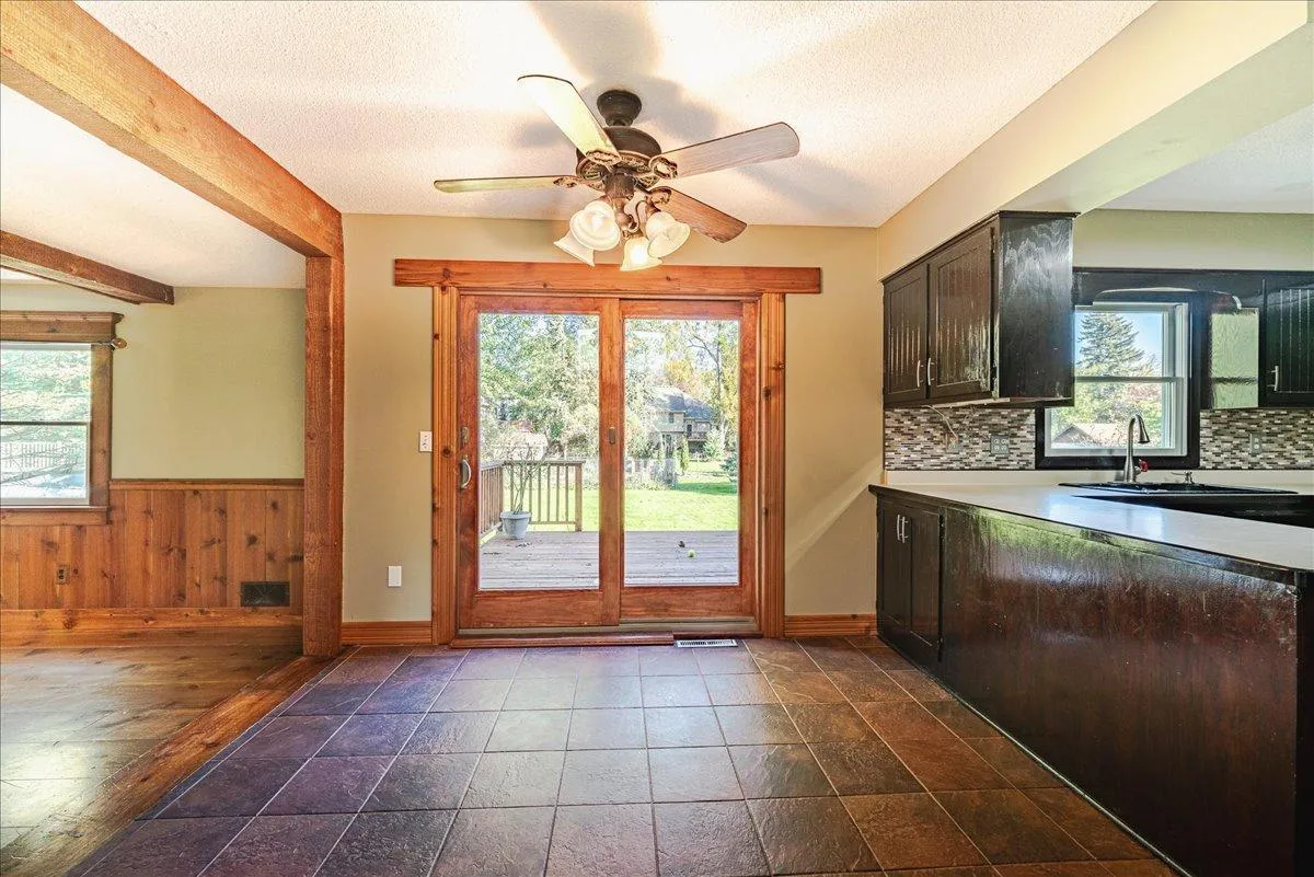 Photo 18 of 1331 Willow Circle