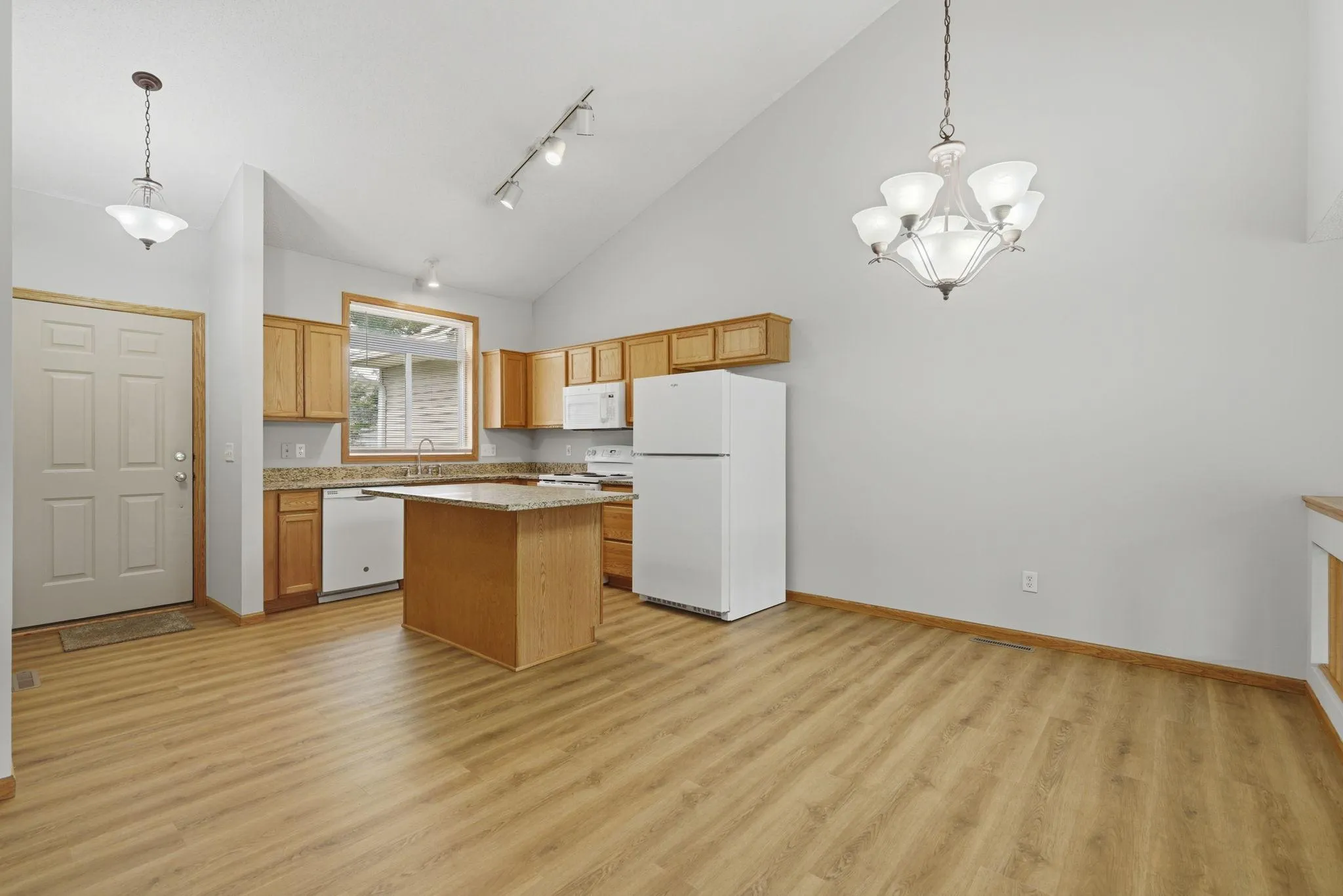 Photo 7 of 4104 Jarmann Lane
