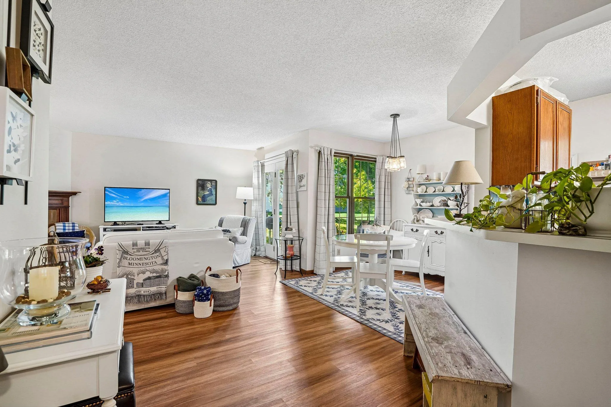 Photo 5 of 7529 W 110th Street