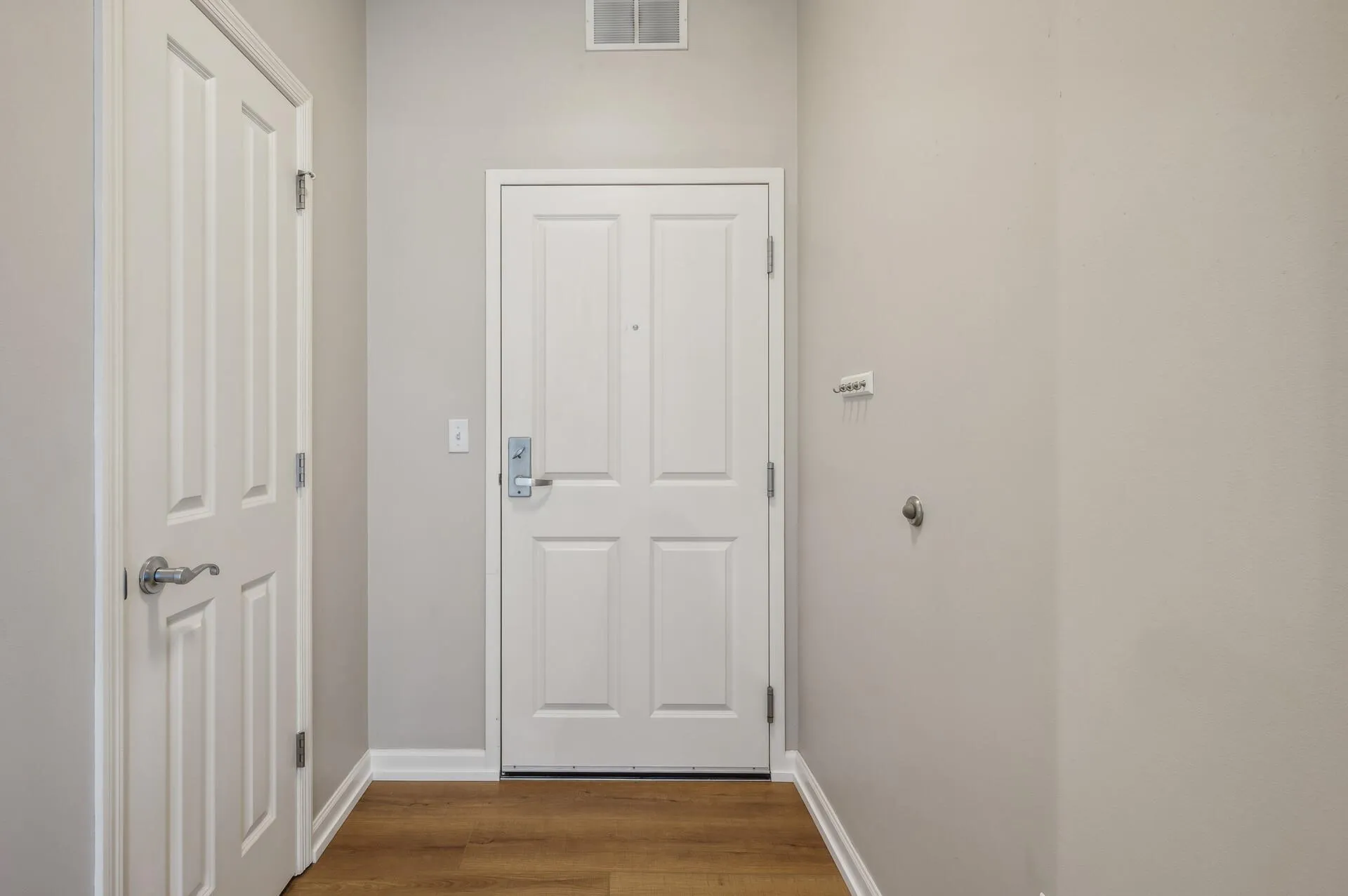 Photo 4 of 500 E Grant Street Unit 1609
