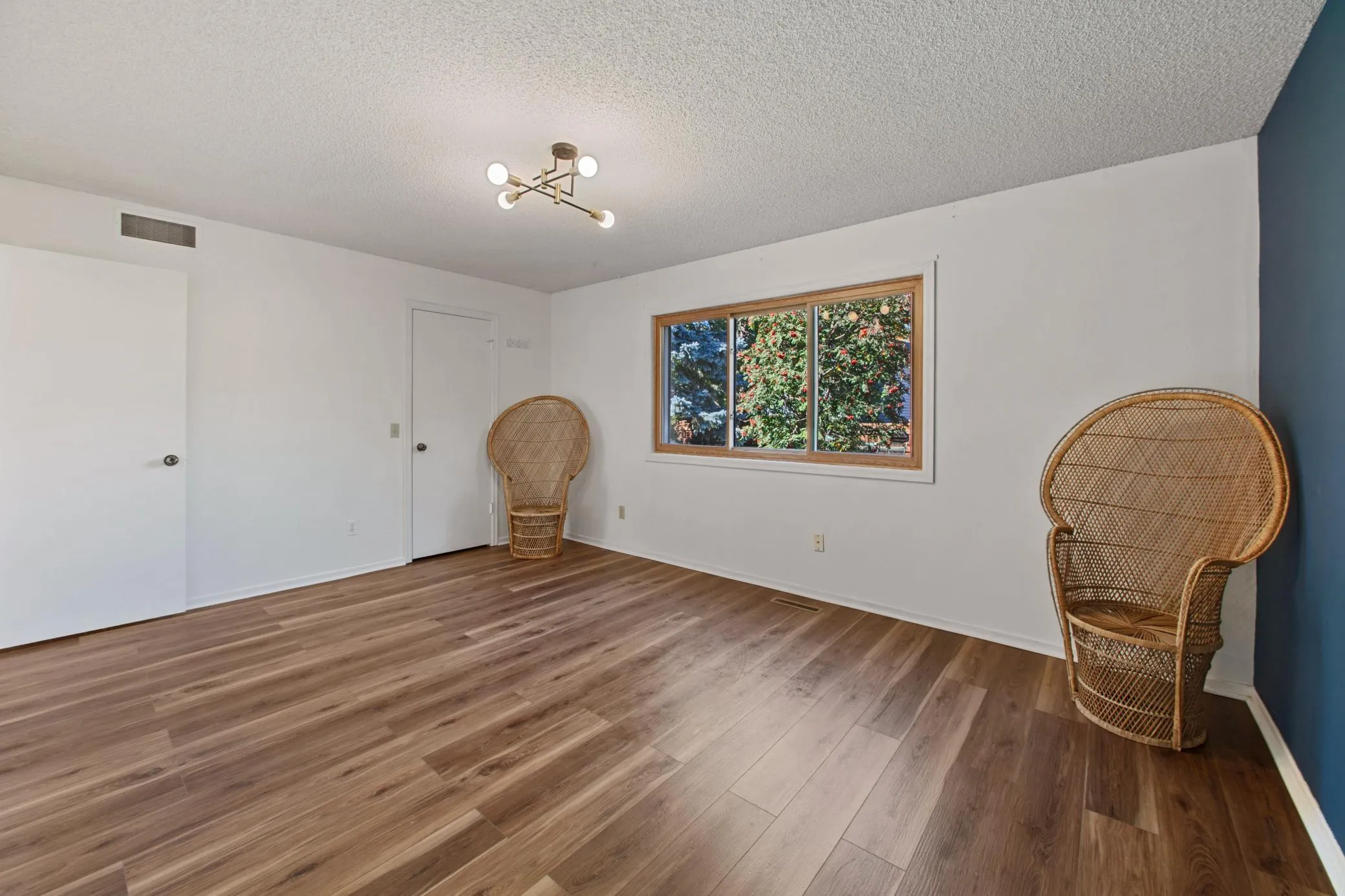 Photo 17 of 5347 Emerald Way
