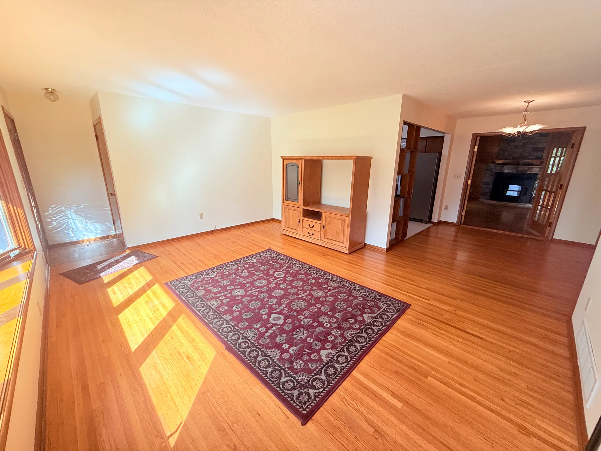 Photo 5 of 3890 Hill Avenue