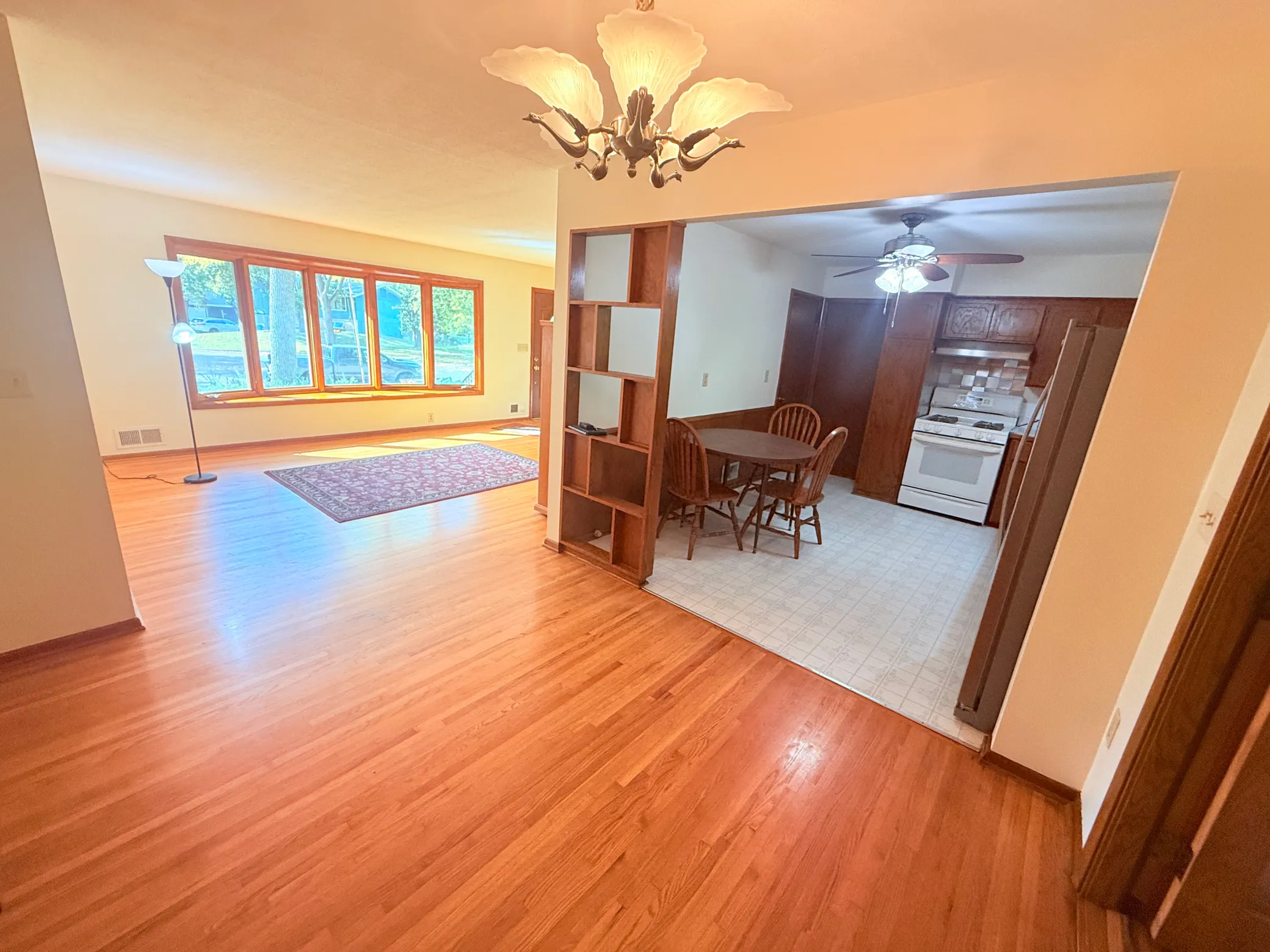 Photo 8 of 3890 Hill Avenue