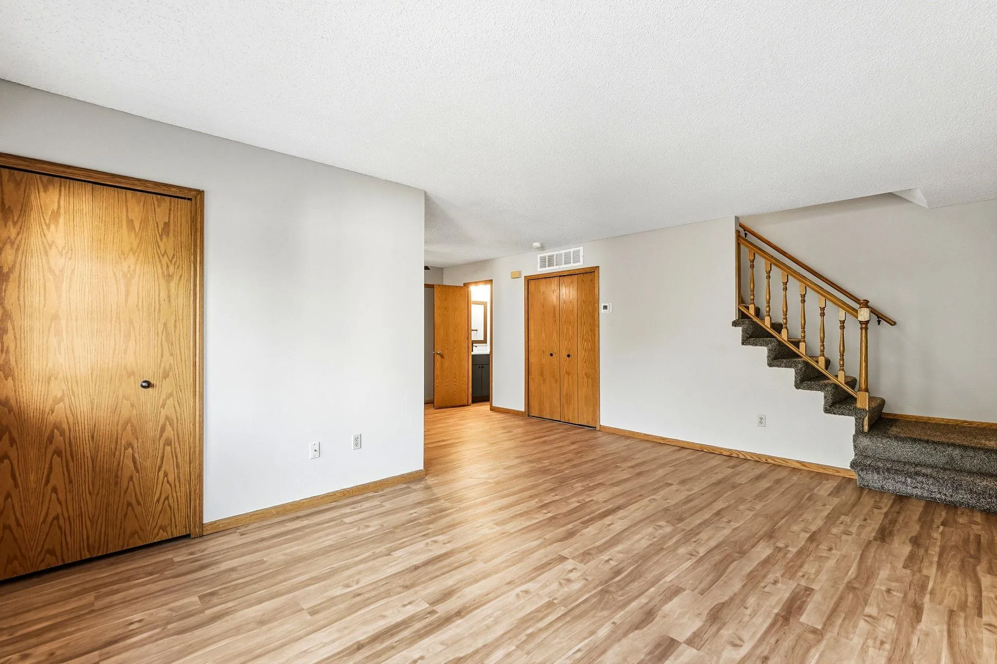 Photo 11 of 5545 Orleans N Lane Unit 6