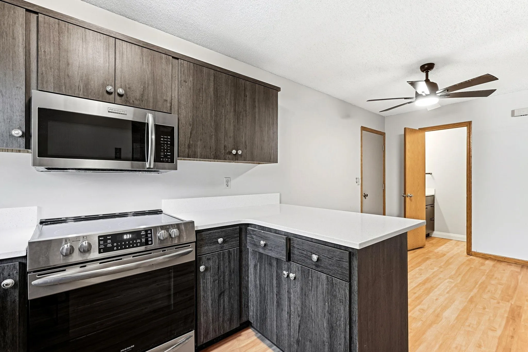 Photo 10 of 5545 Orleans N Lane Unit 6