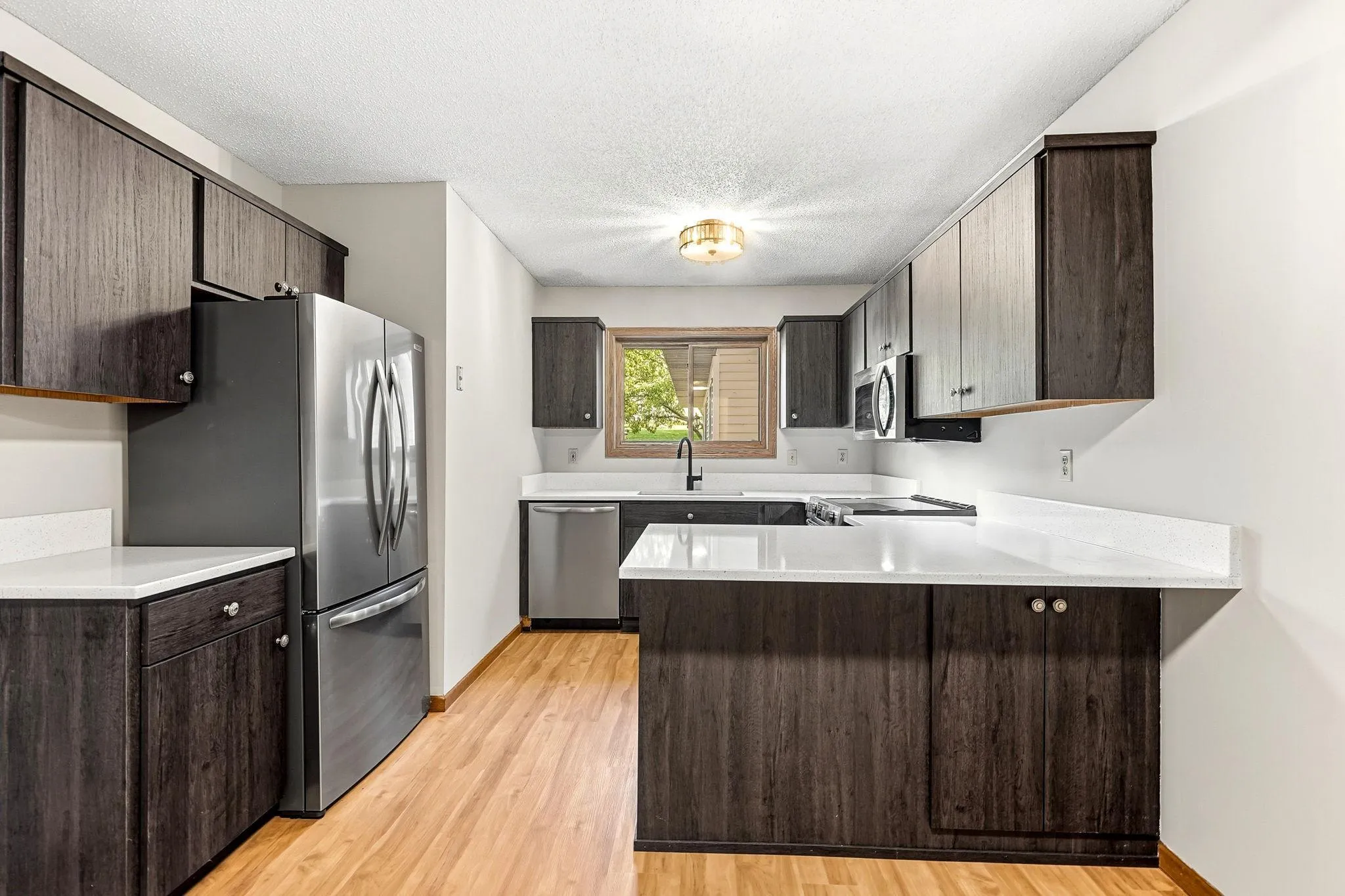 Photo 2 of 5545 Orleans N Lane Unit 6