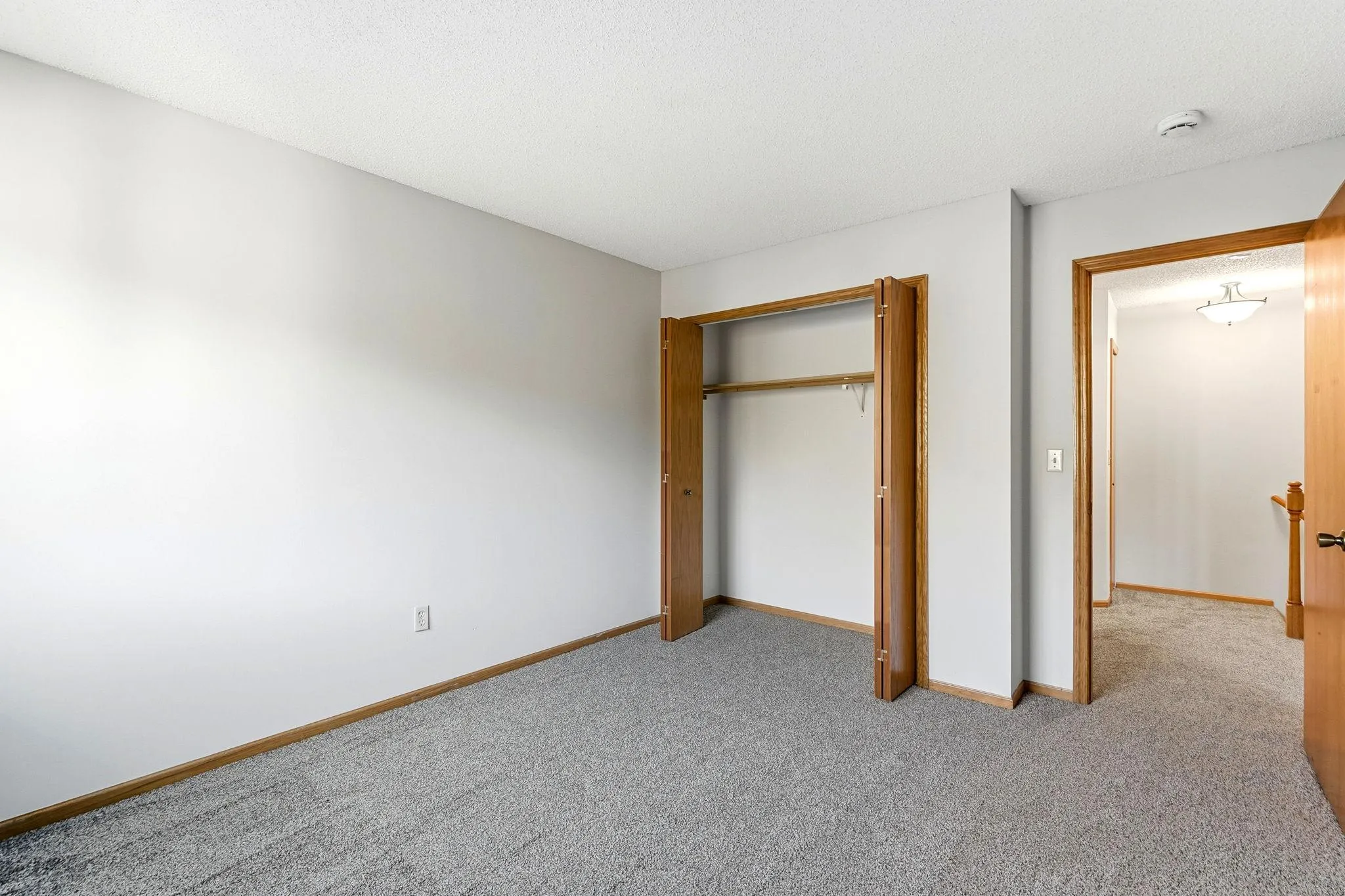 Photo 16 of 5545 Orleans N Lane Unit 6
