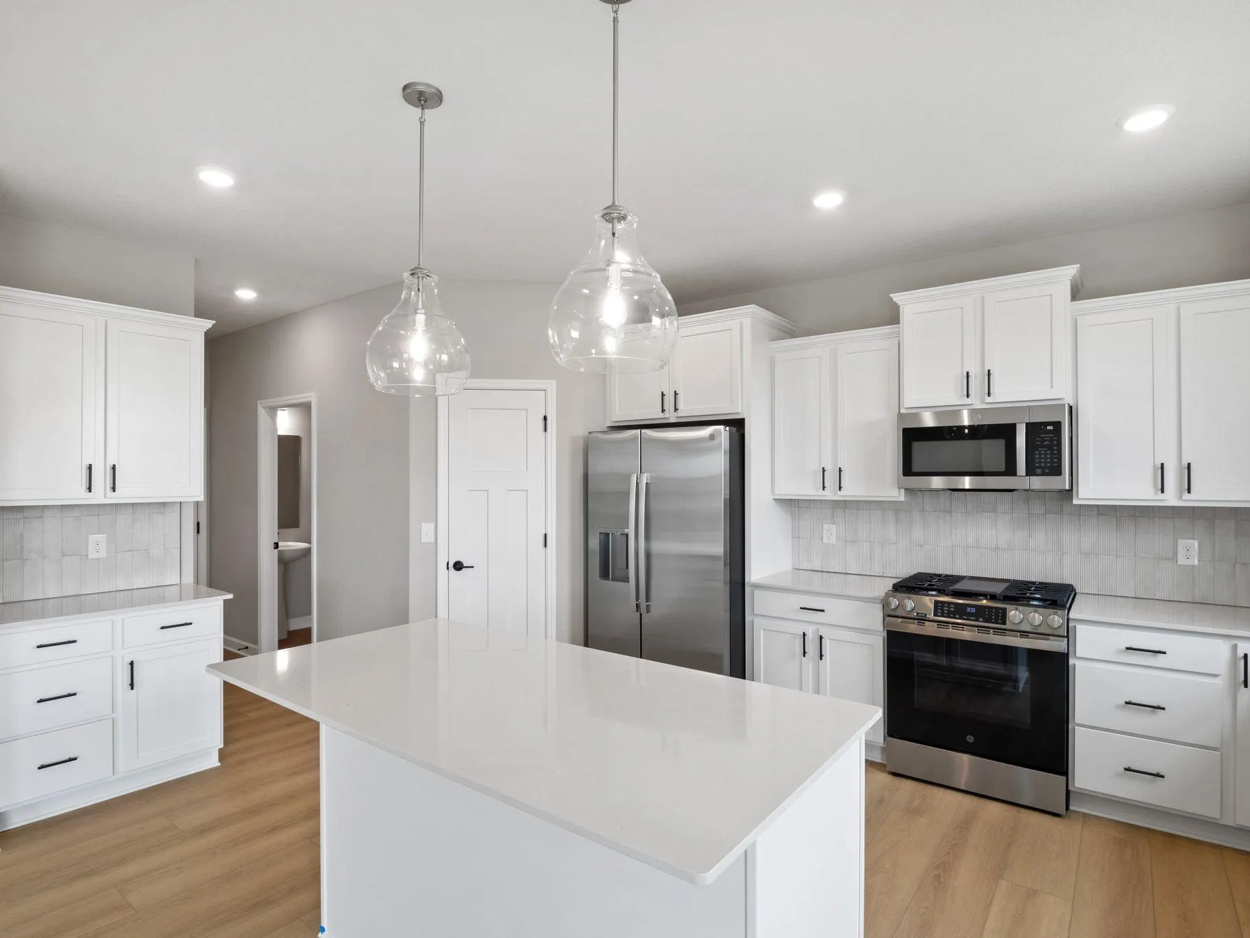 Photo 3 of 12337 Northview Drive