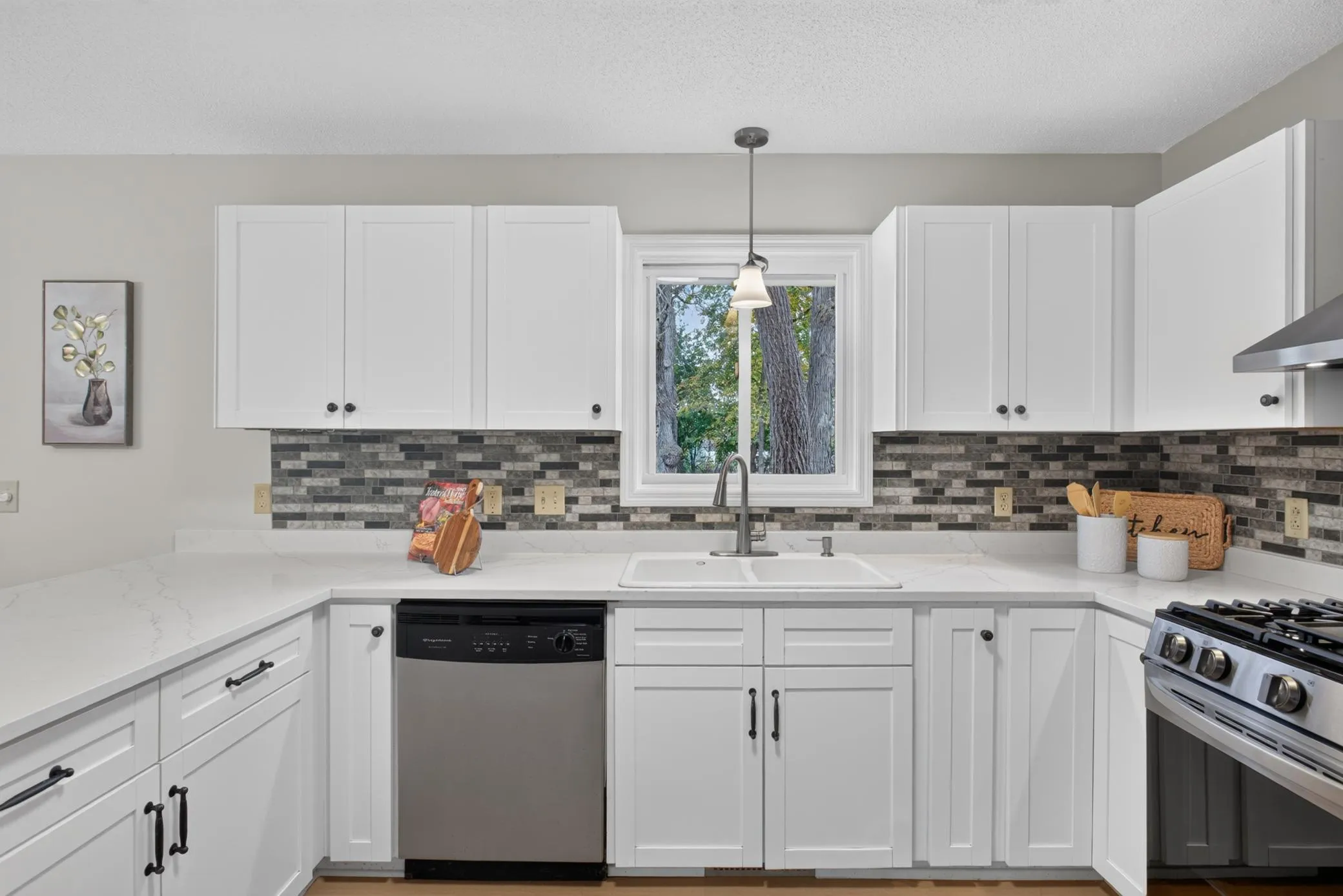 Photo 6 of 12007 Wedgewood Nw Drive