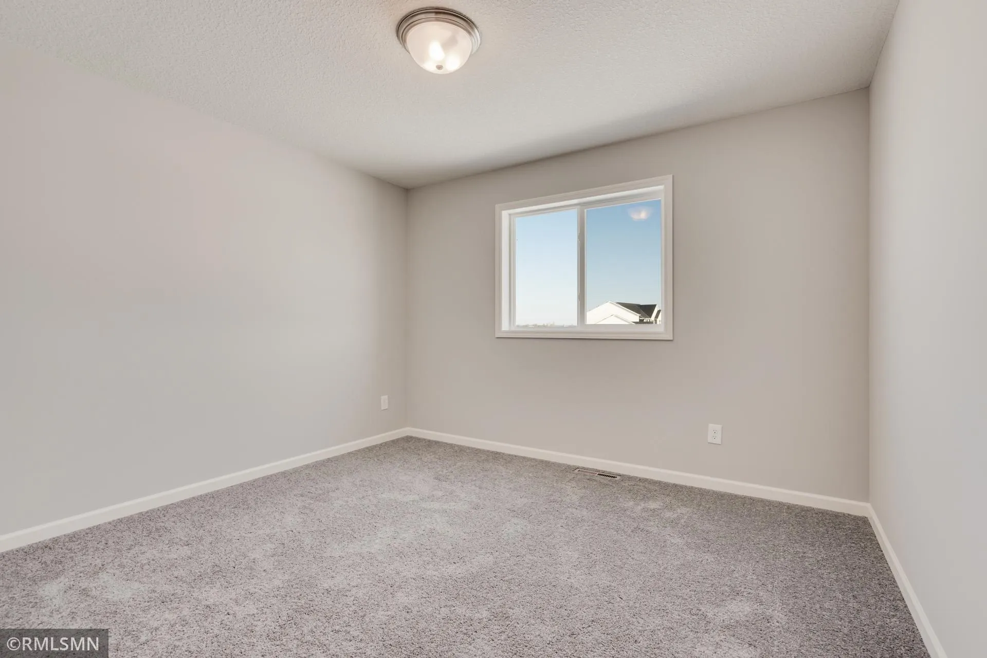 Photo 15 of 17125 63rd Ne Street