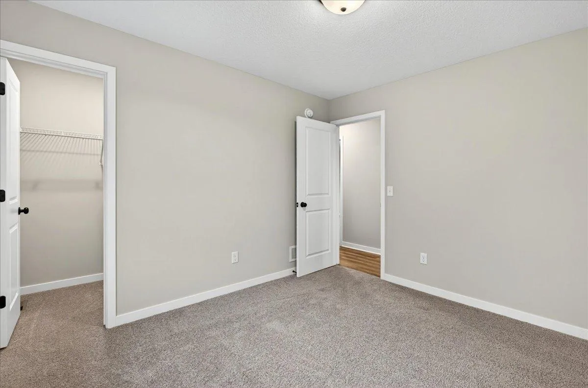 Photo 18 of 37569 Greenway Avenue