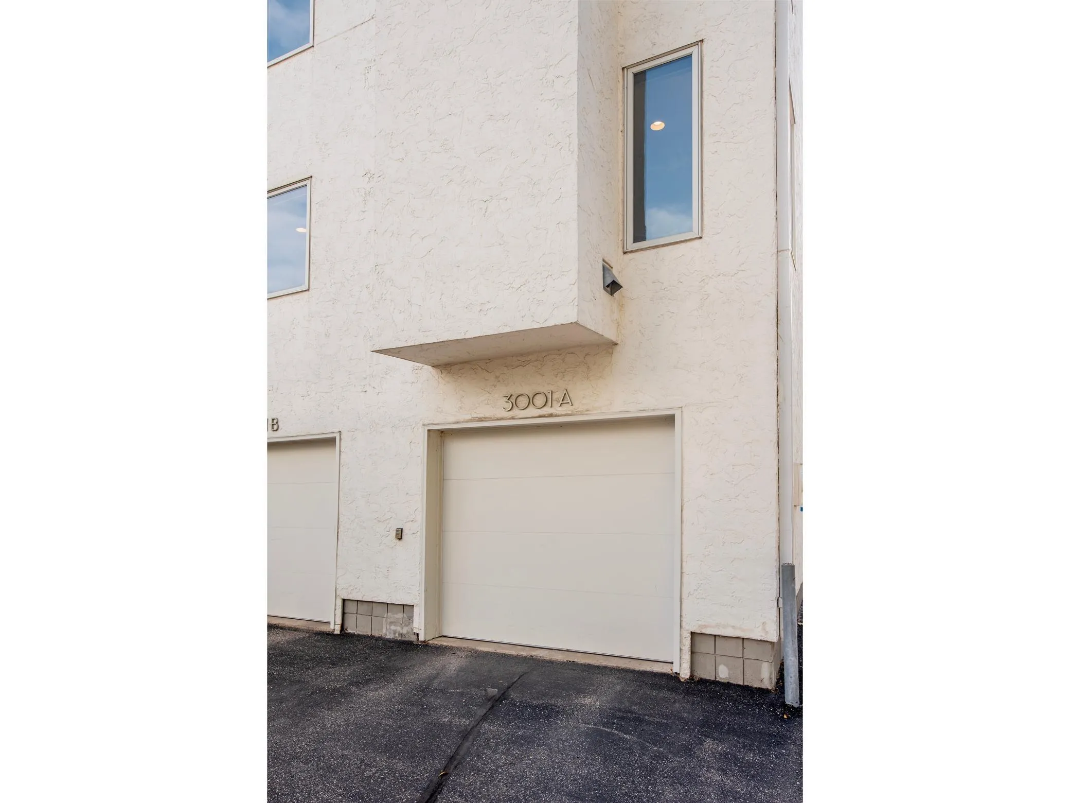 Photo 36 of 3001 Lake Shore Drive Unit A