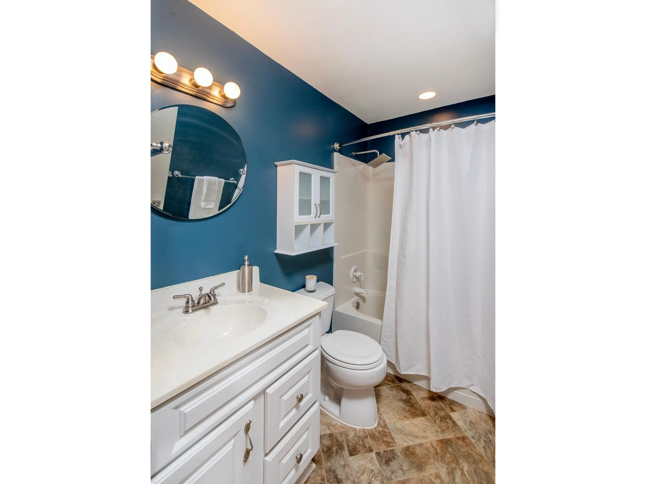 Photo 26 of 3001 Lake Shore Drive Unit A