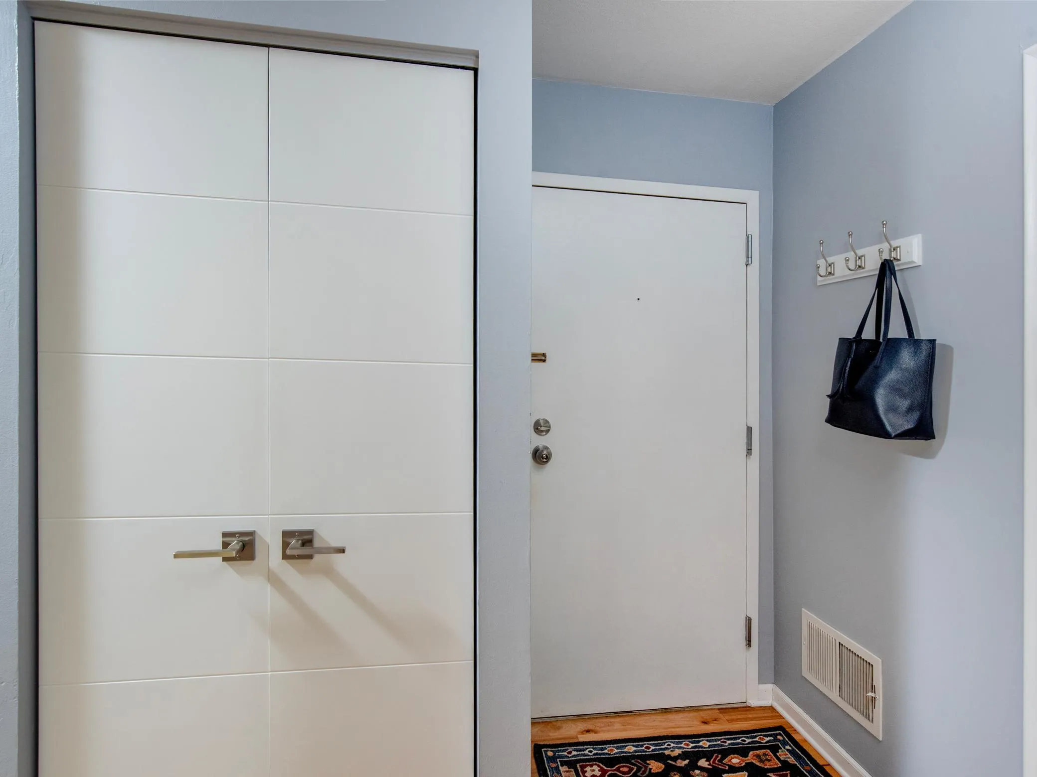 Photo 4 of 3001 Lake Shore Drive Unit A