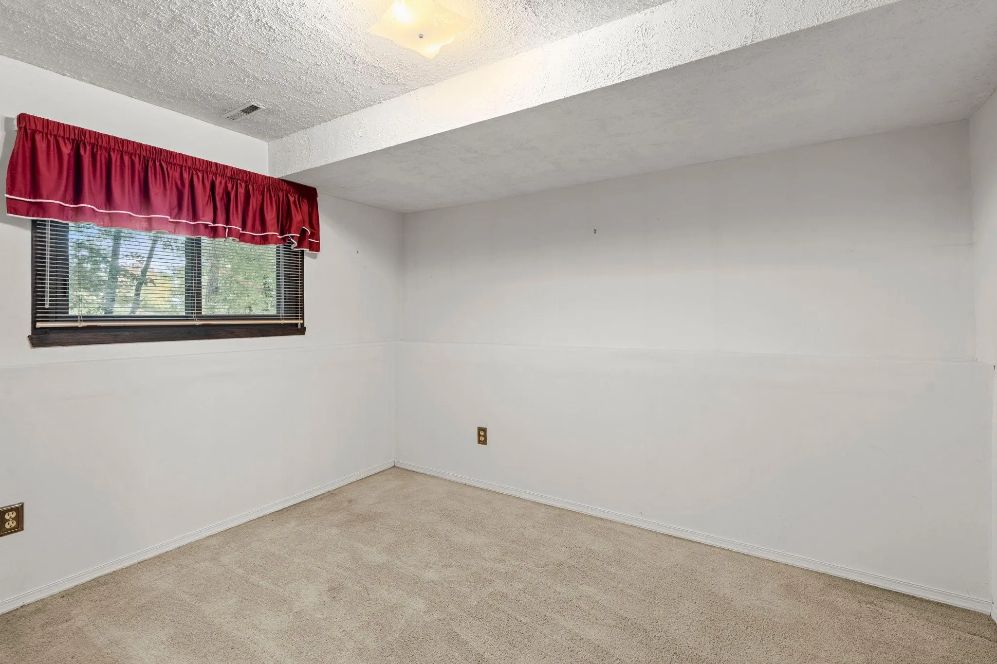 Photo 32 of 12969 182nd N Street