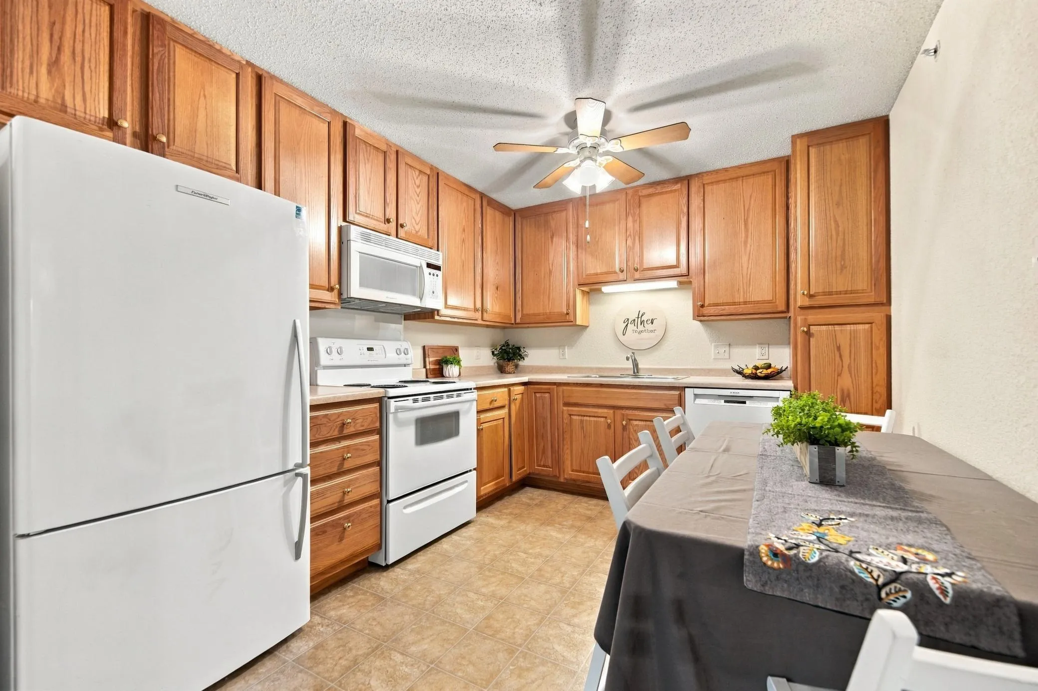 Photo 7 of 1600 Arundel Street Unit 300