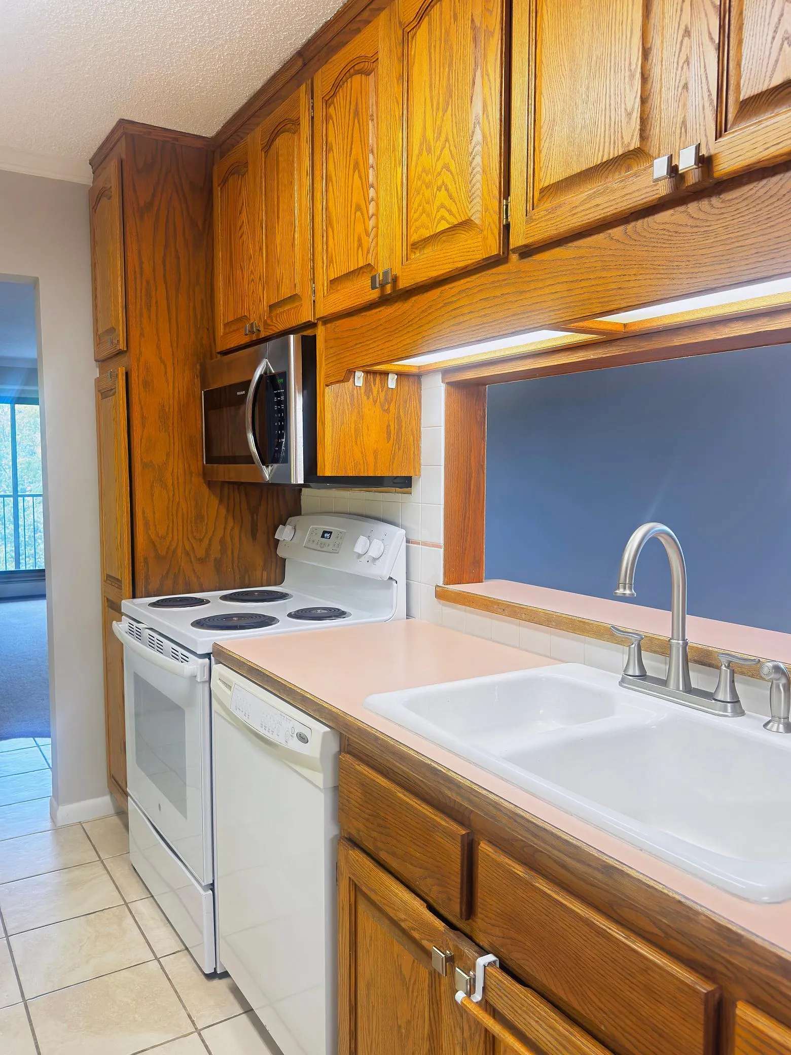 Photo 11 of 10511 Cedar Lake Road Unit 502