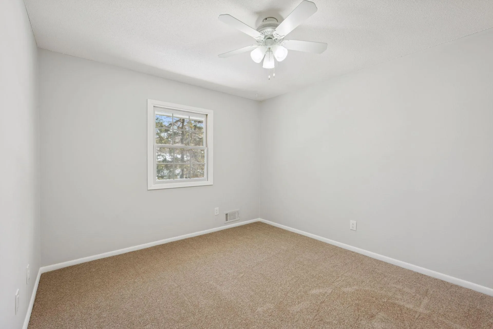 Photo 46 of 5570 & 5580 Shorewood Lane