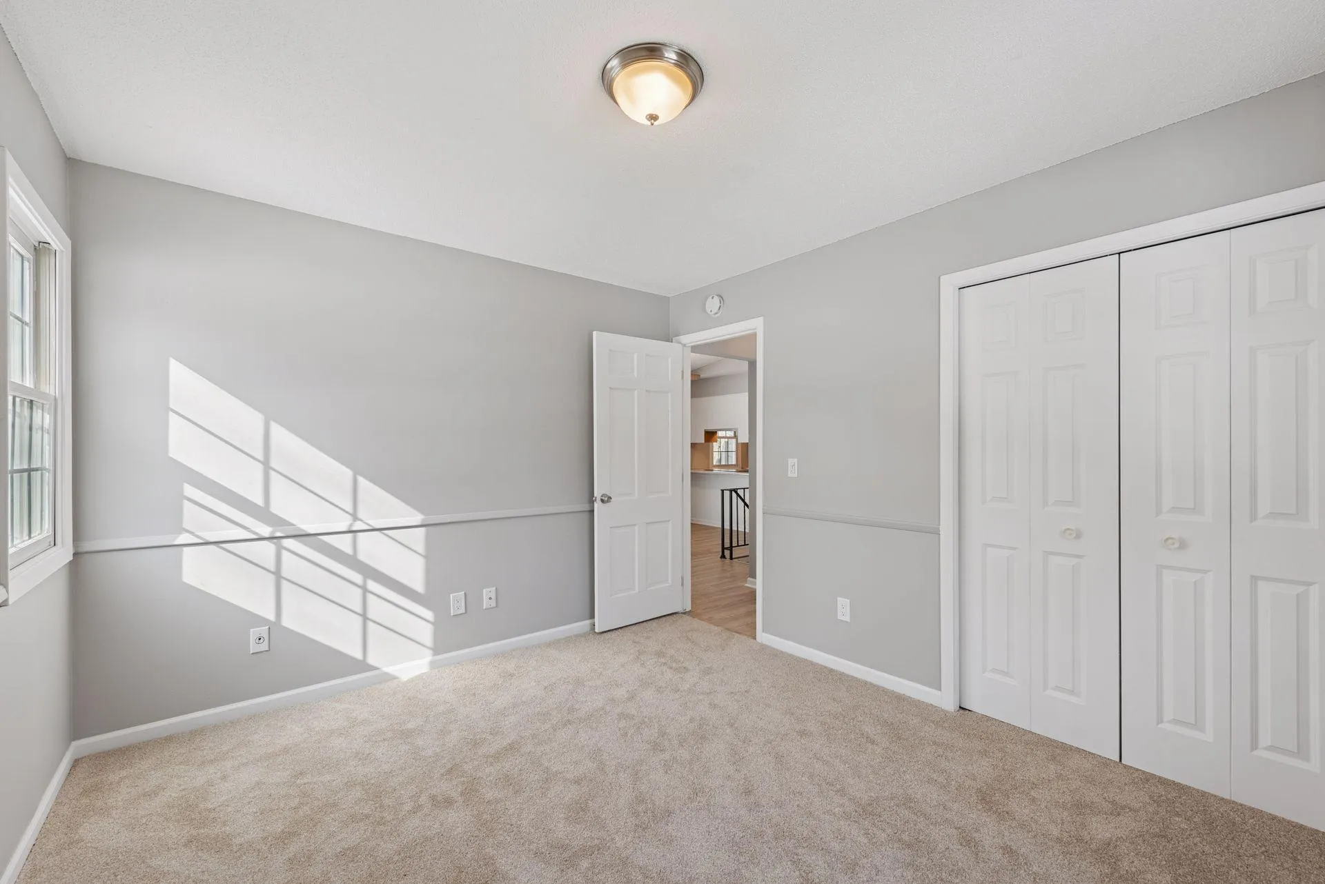 Photo 20 of 5570 & 5580 Shorewood Lane