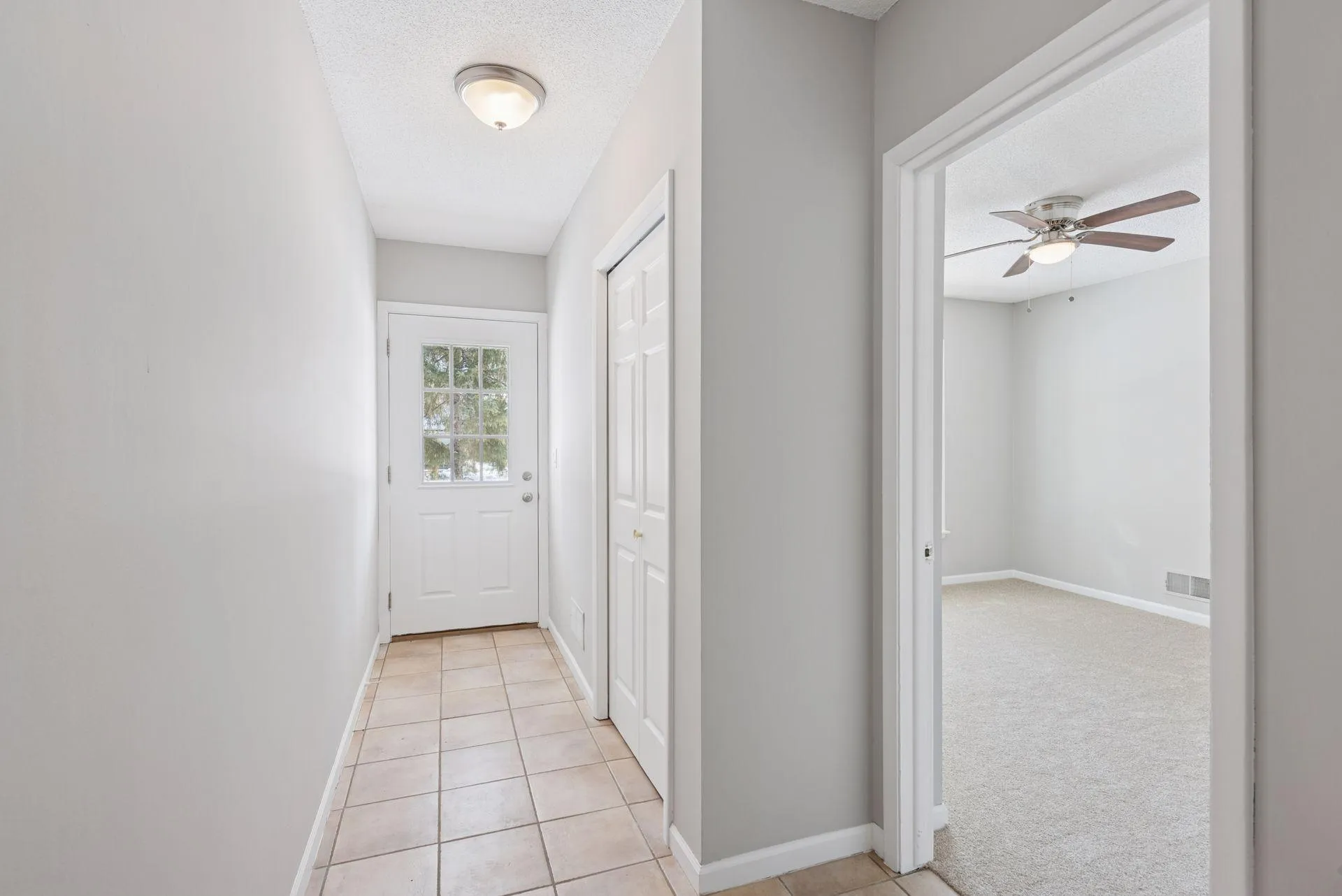 Photo 3 of 5570 & 5580 Shorewood Lane