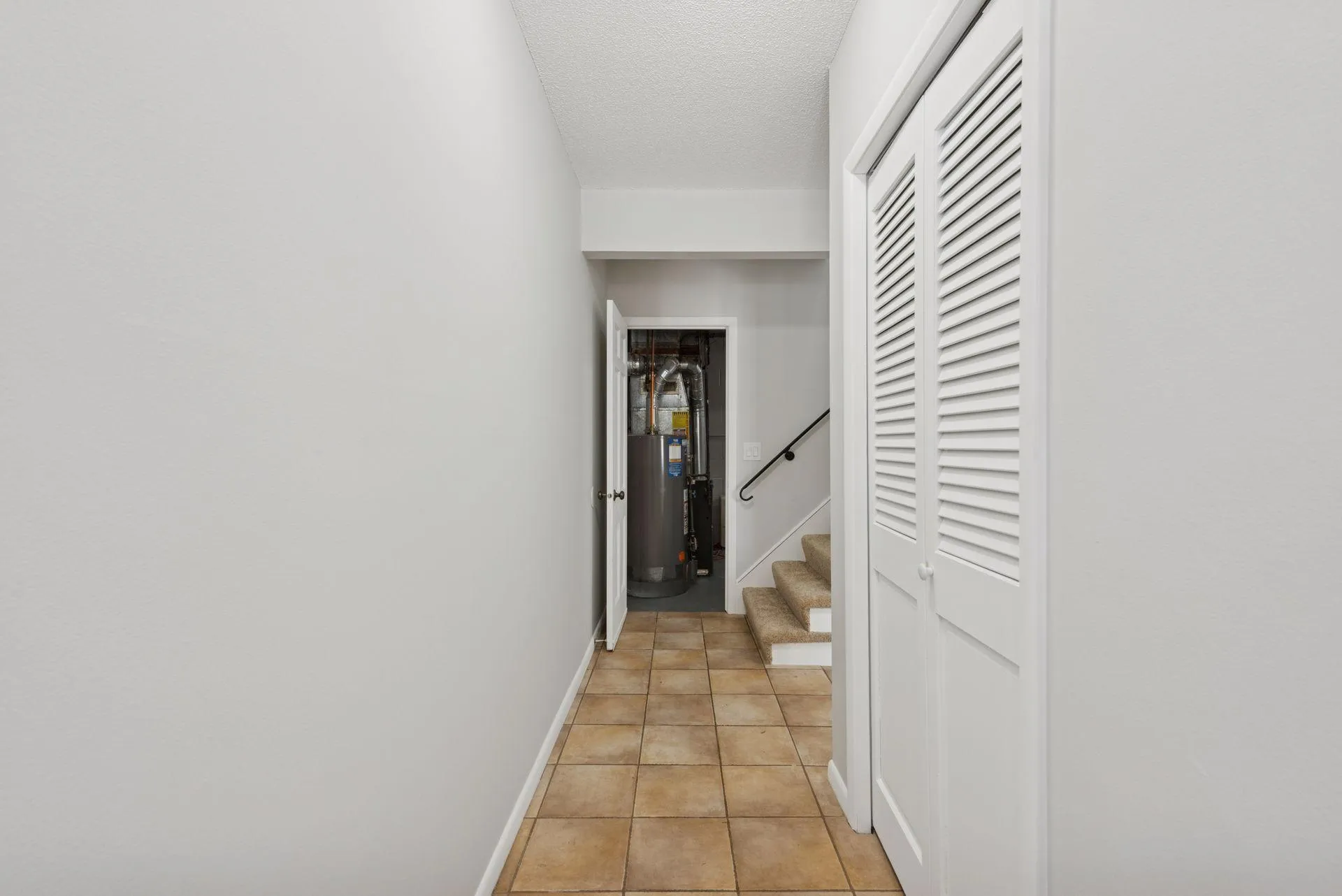 Photo 27 of 5570 & 5580 Shorewood Lane