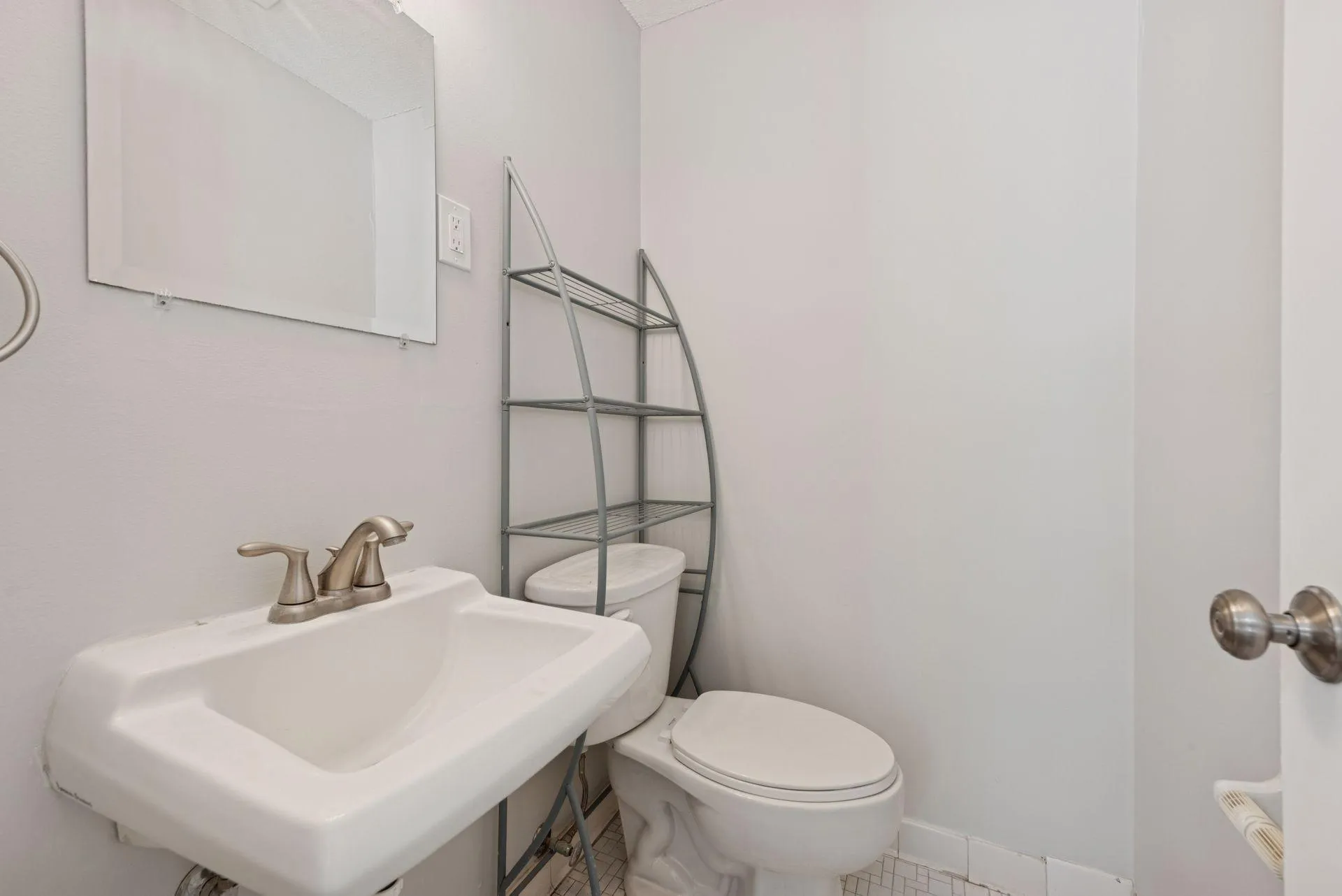 Photo 30 of 5570 & 5580 Shorewood Lane