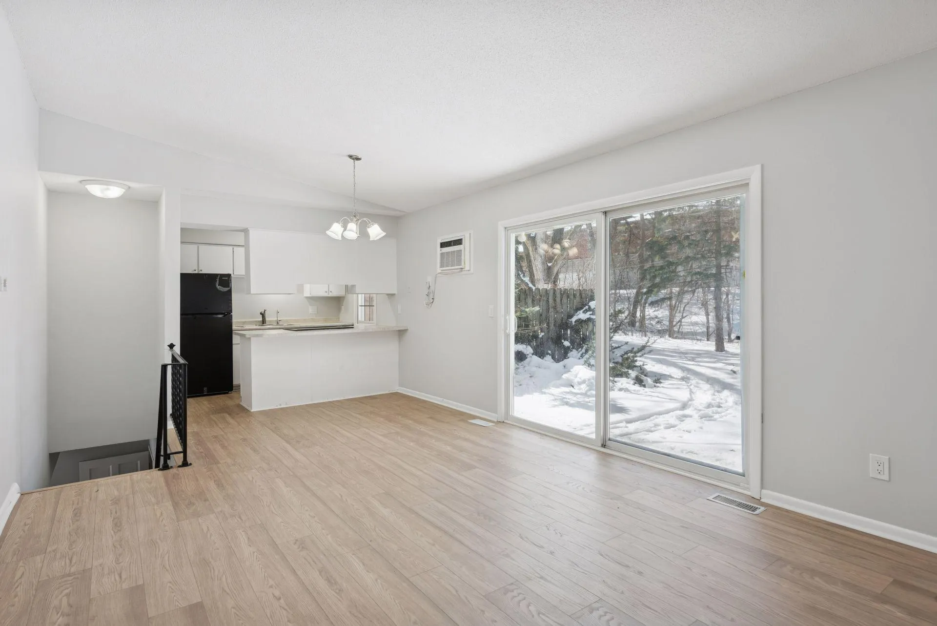 Photo 34 of 5570 & 5580 Shorewood Lane
