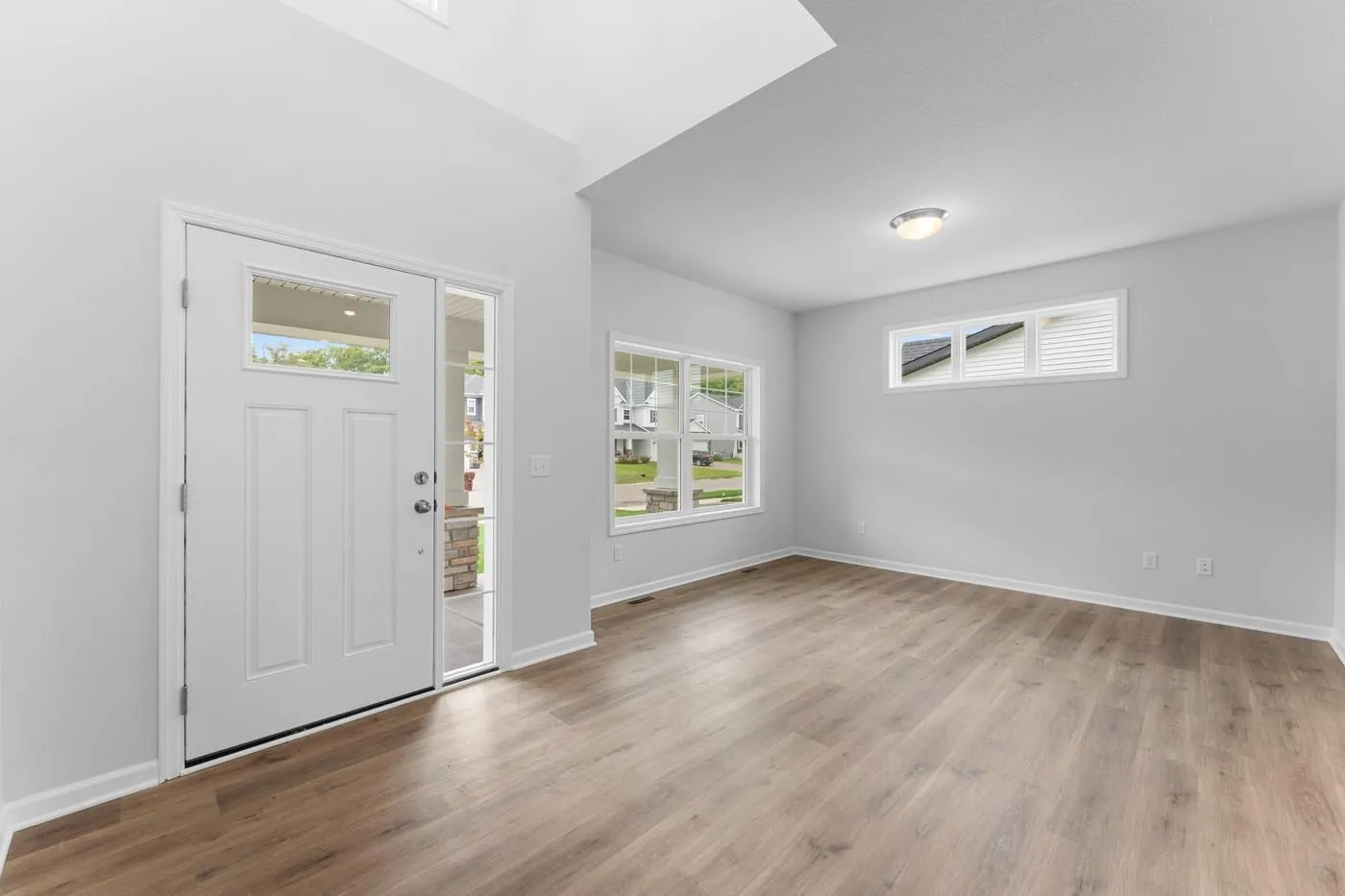 Photo 7 of 1026 Oakwood Lane