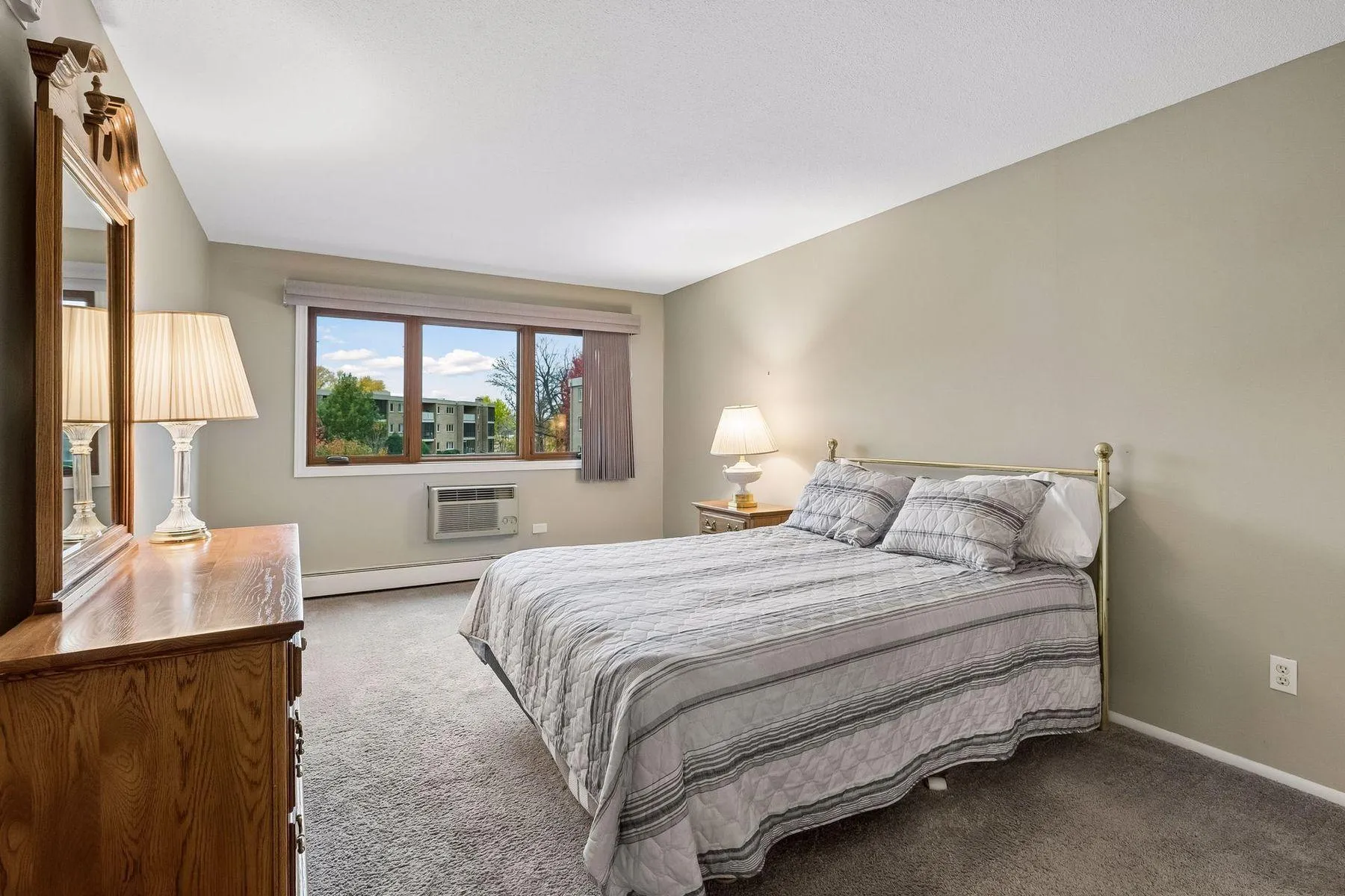 Photo 18 of 4350 Brookside Court Unit 206