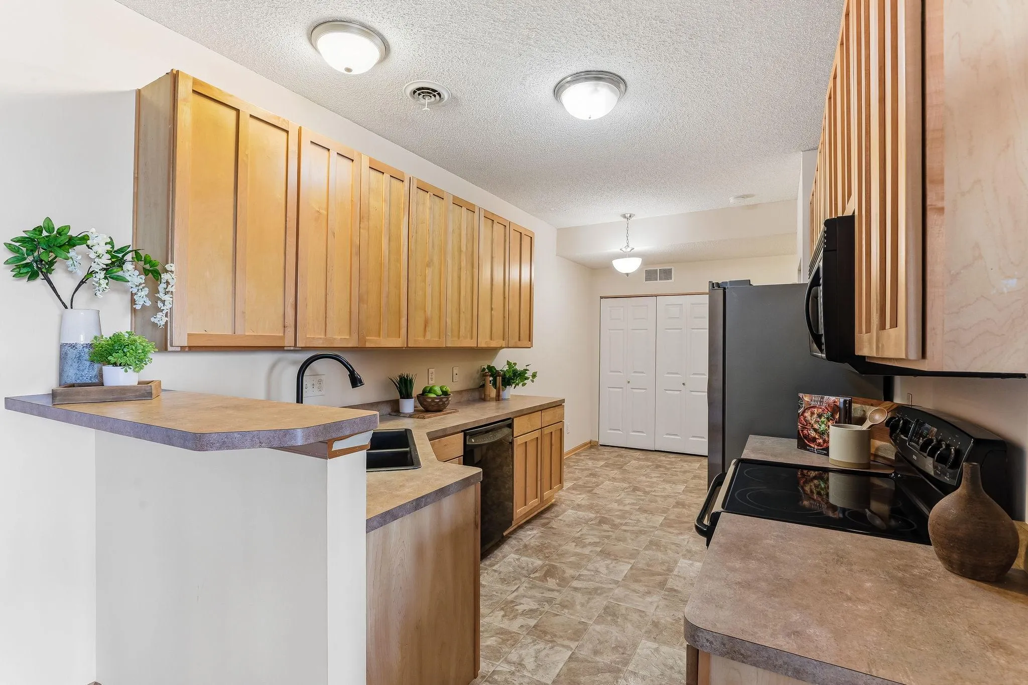 Photo 9 of 5427 173rd W Street