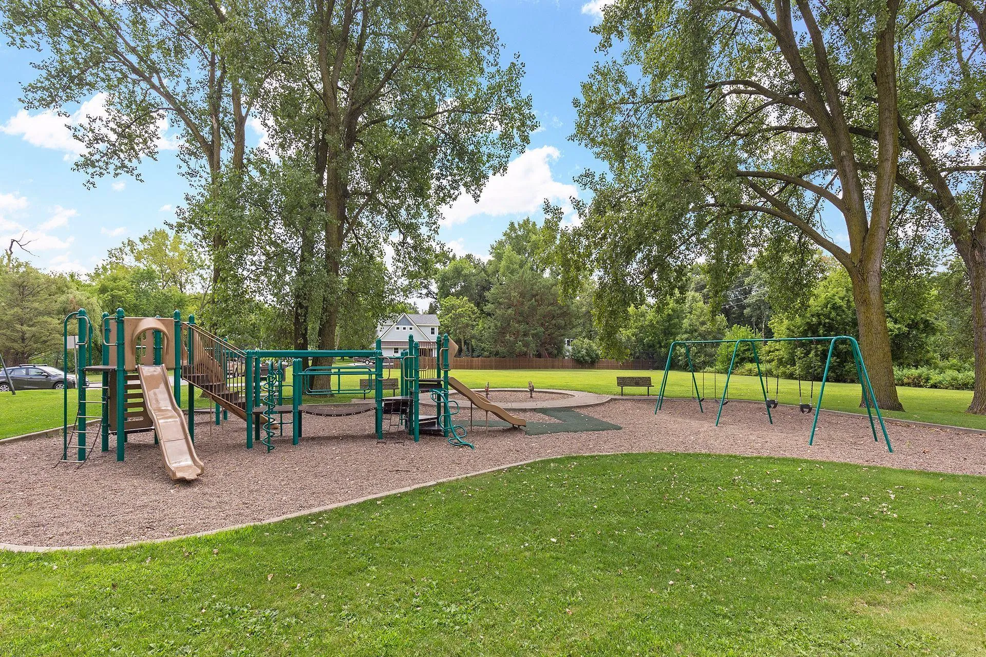 Photo 41 of 5201 Birchcrest Drive