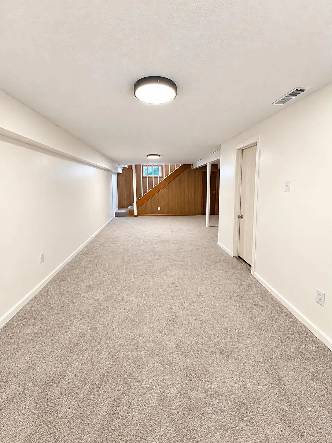 Photo 31 of 2057 Sherwood Avenue