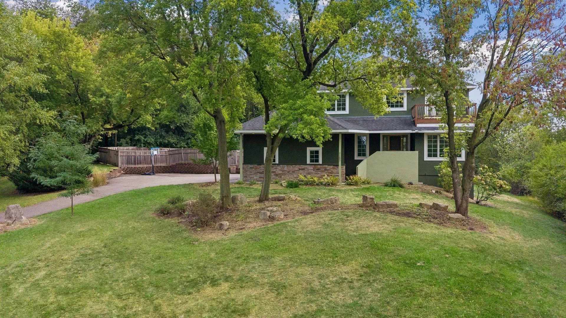 Photo 3 of 7153 Goodview S Avenue