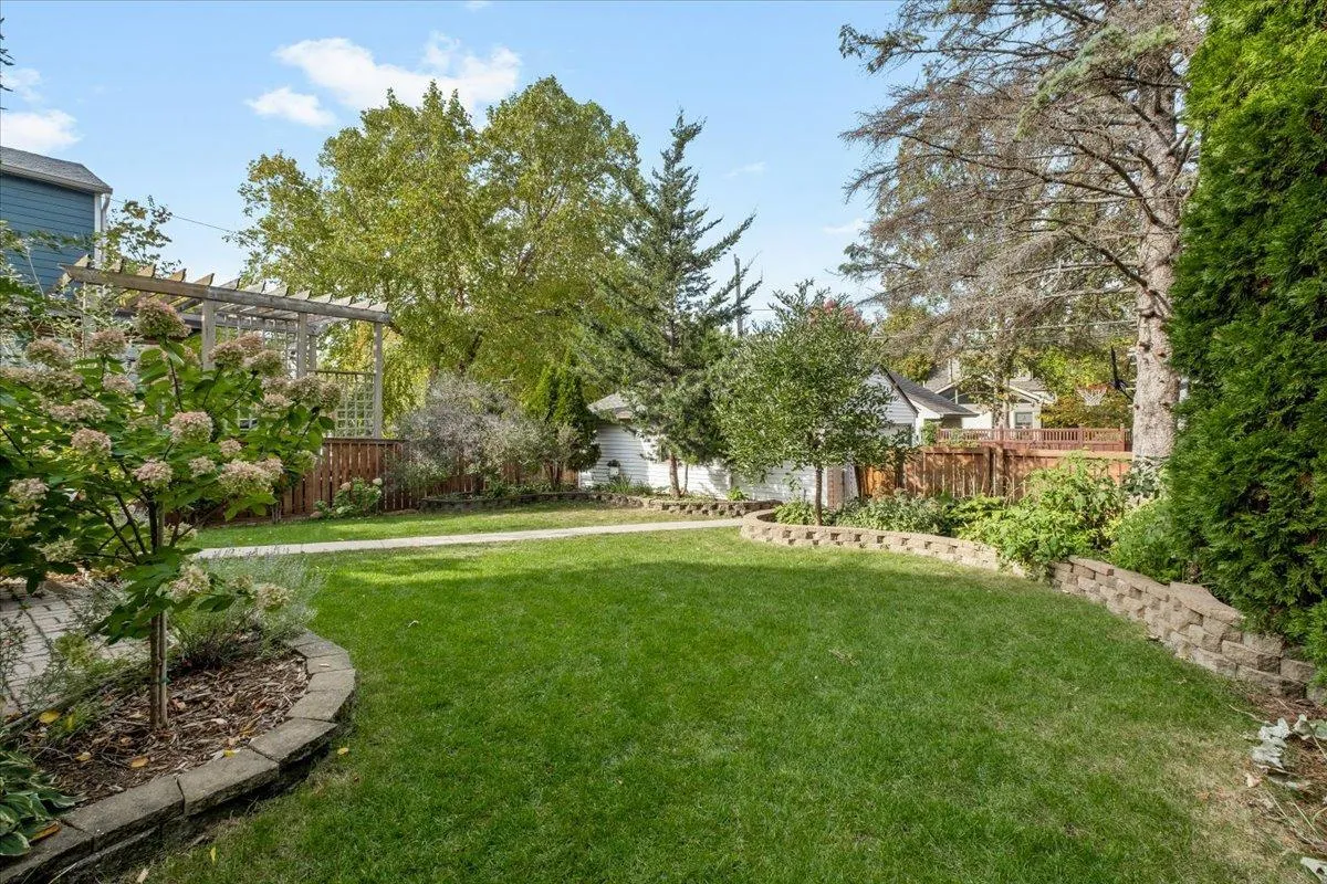 Photo 43 of 1753 Bayard Avenue