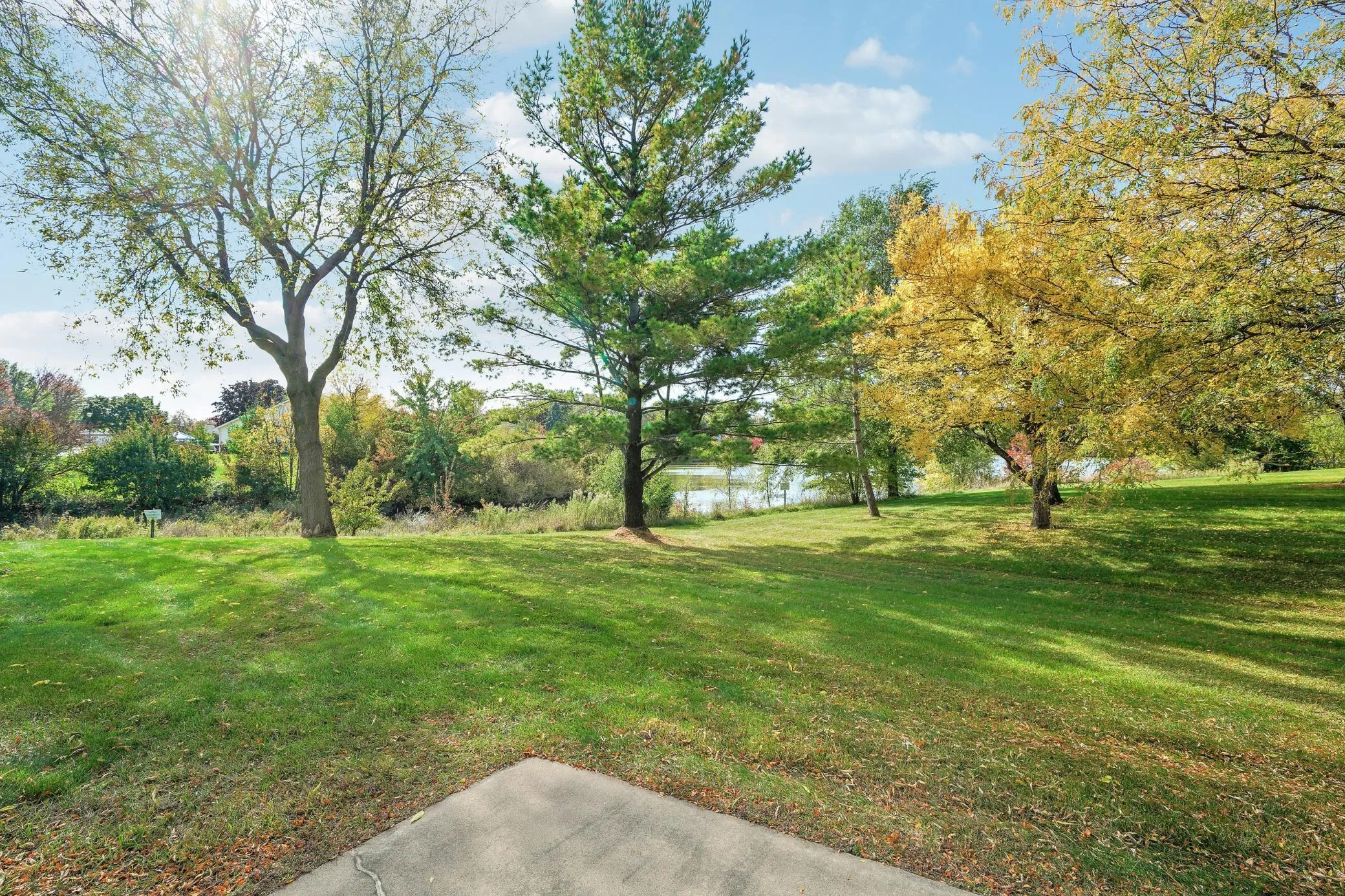 Photo 3 of 15171 Claret Circle