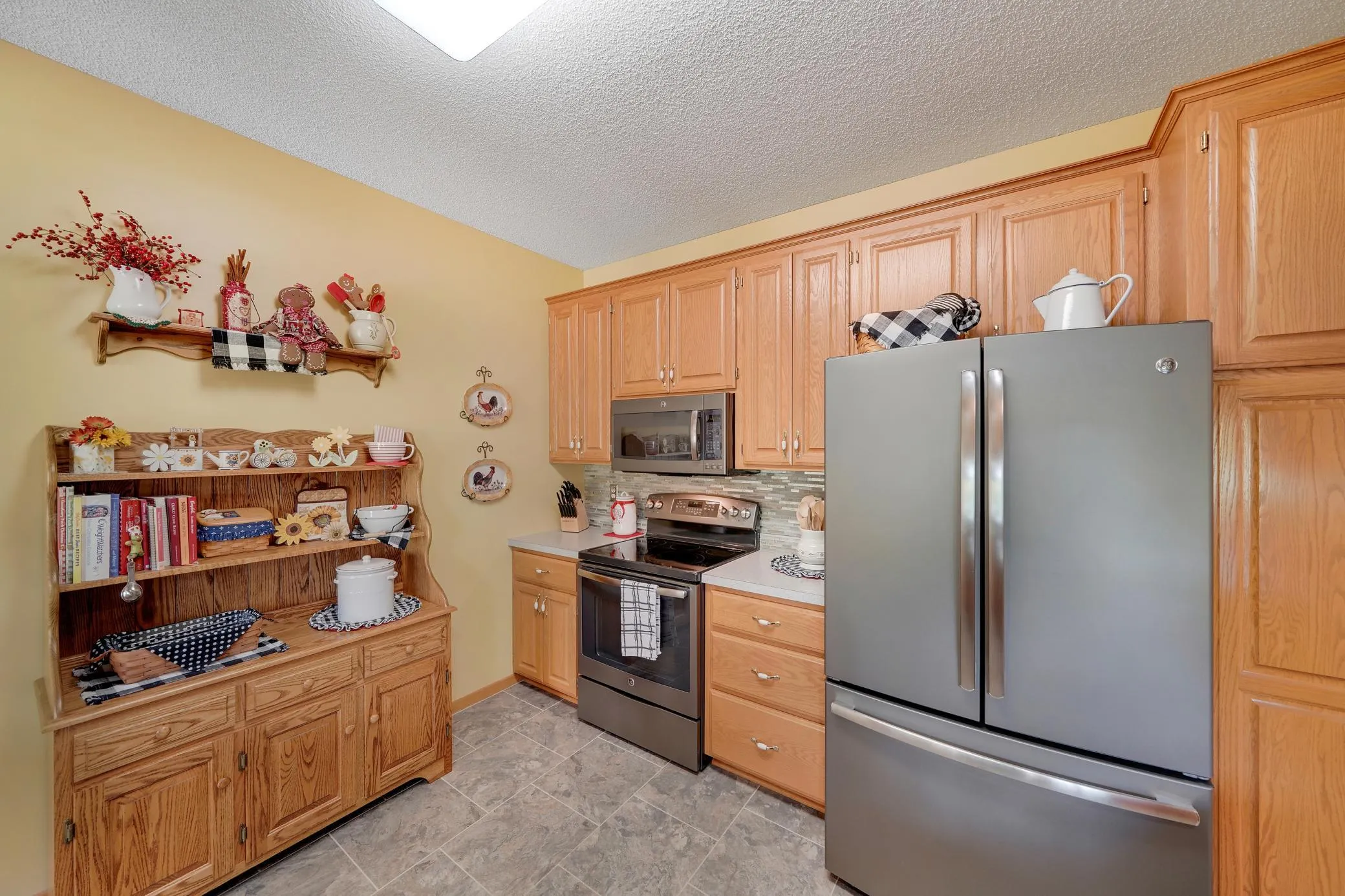 Photo 9 of 15171 Claret Circle