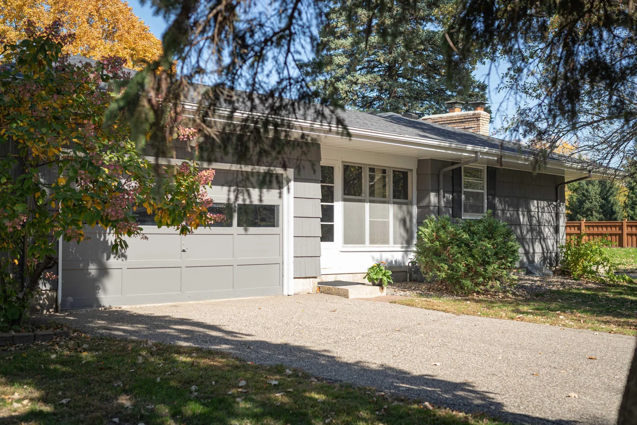 Photo 3 of 625 Rosswood Lane