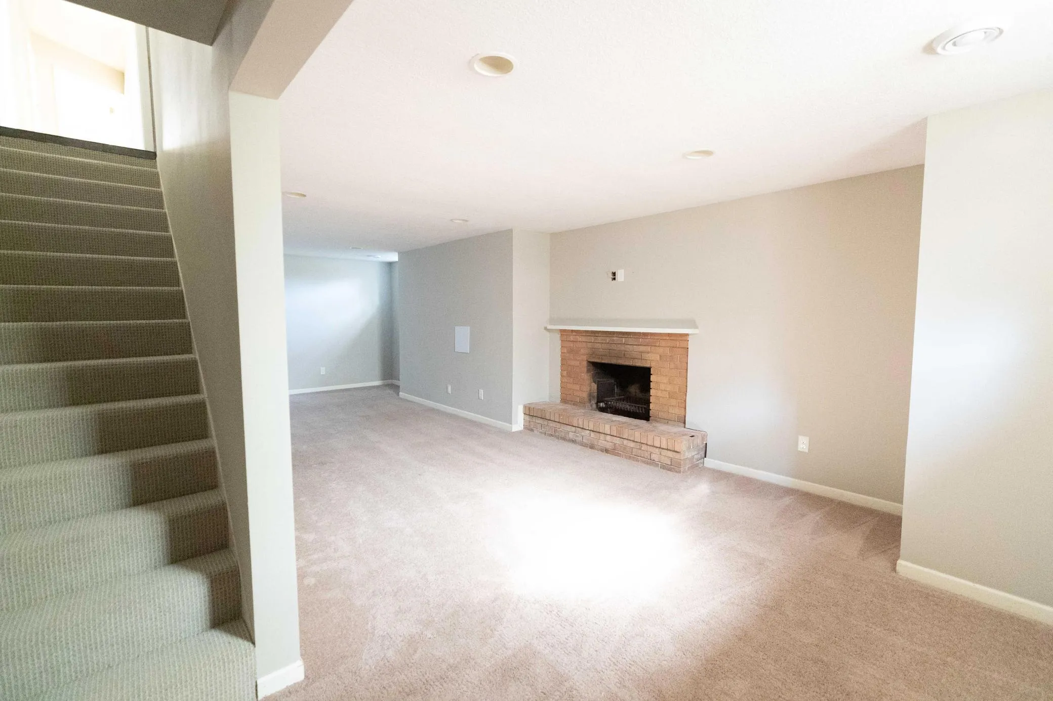 Photo 27 of 625 Rosswood Lane