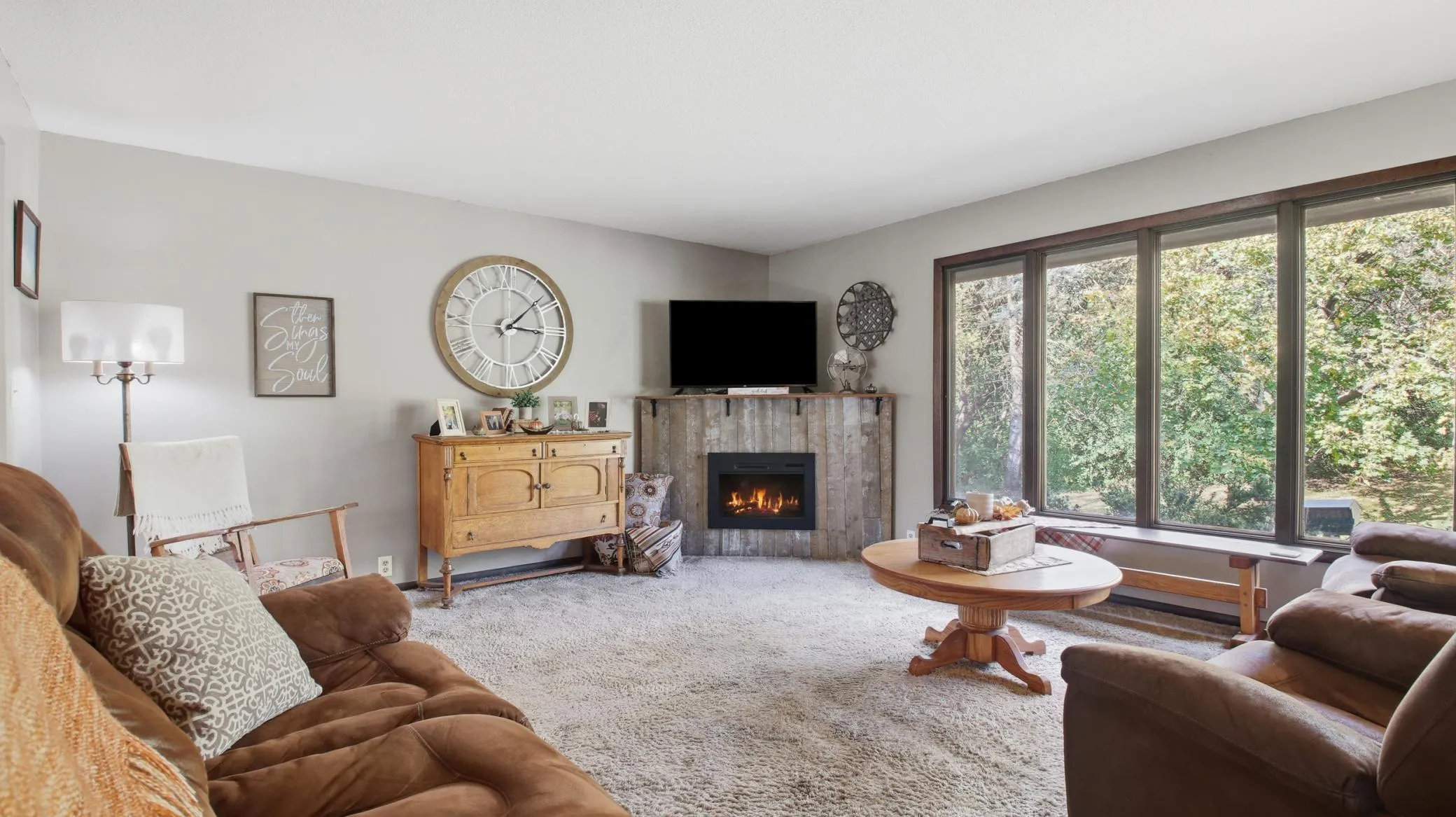Photo 10 of 2111 55th Avenue