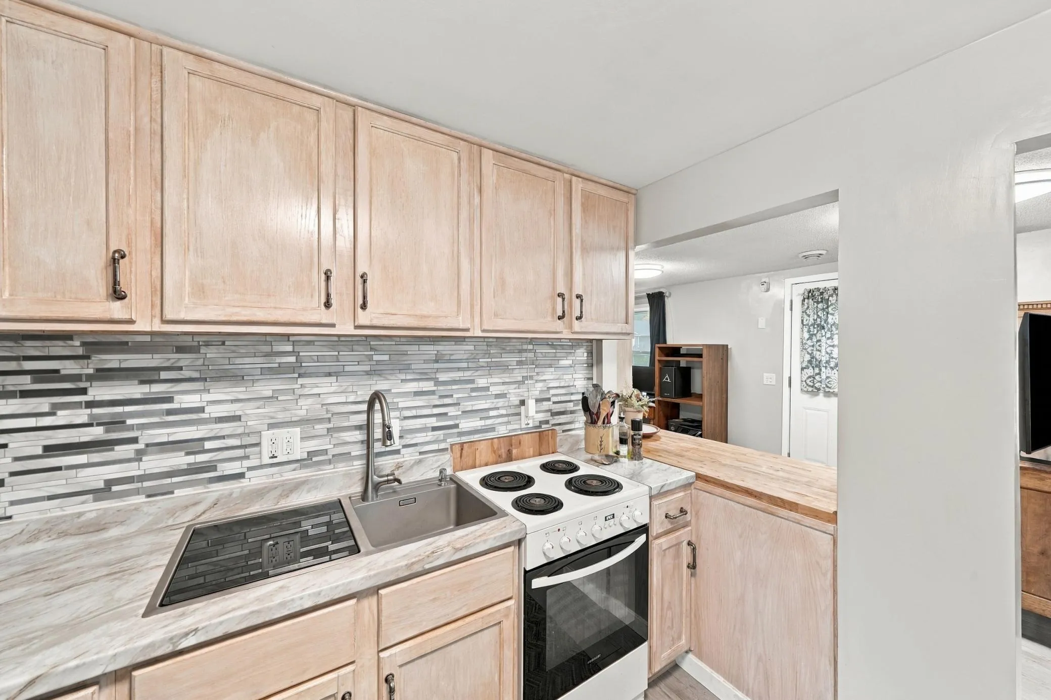 Photo 5 of 721 Bob Ehlen Drive