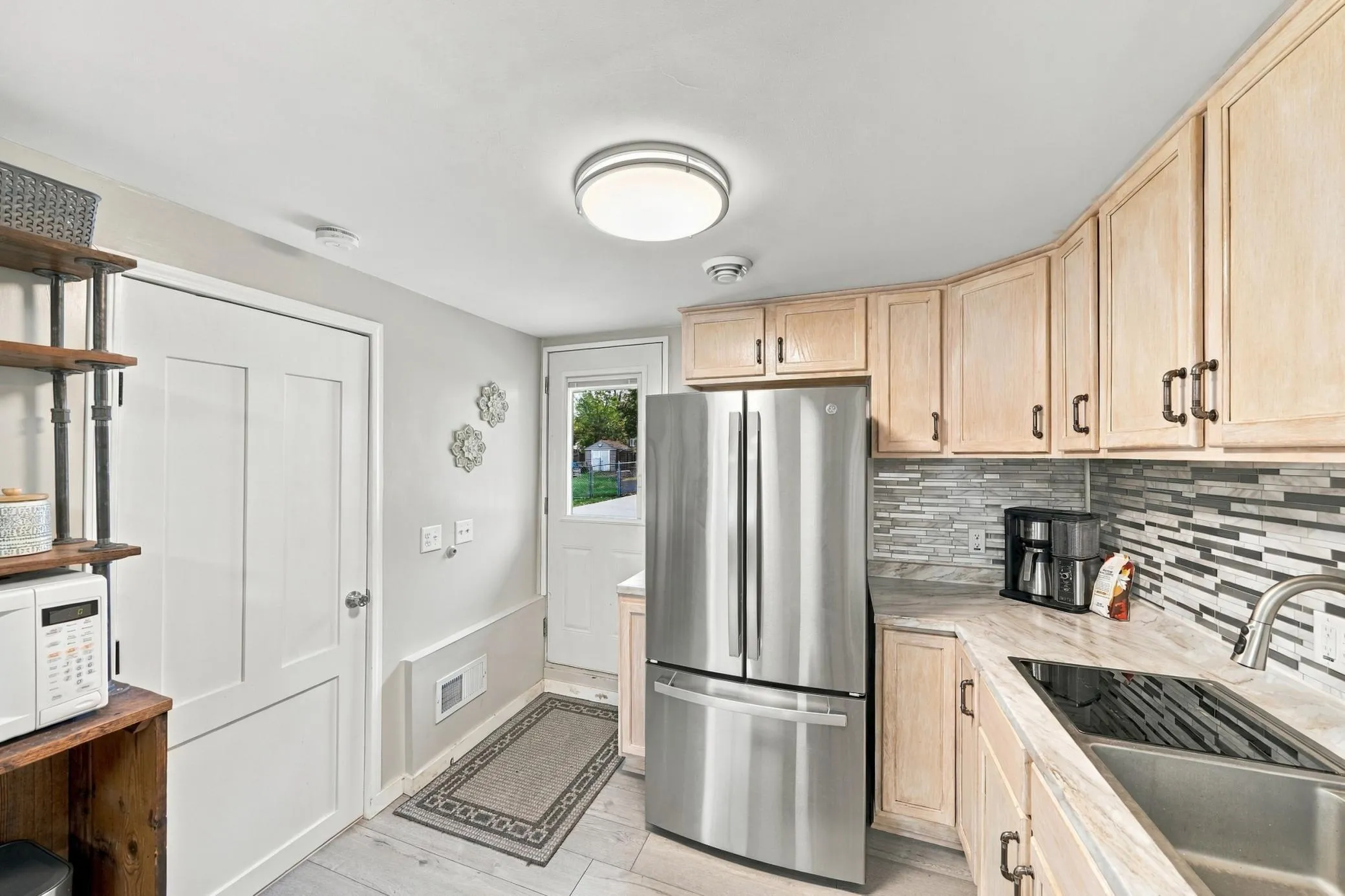 Photo 4 of 721 Bob Ehlen Drive