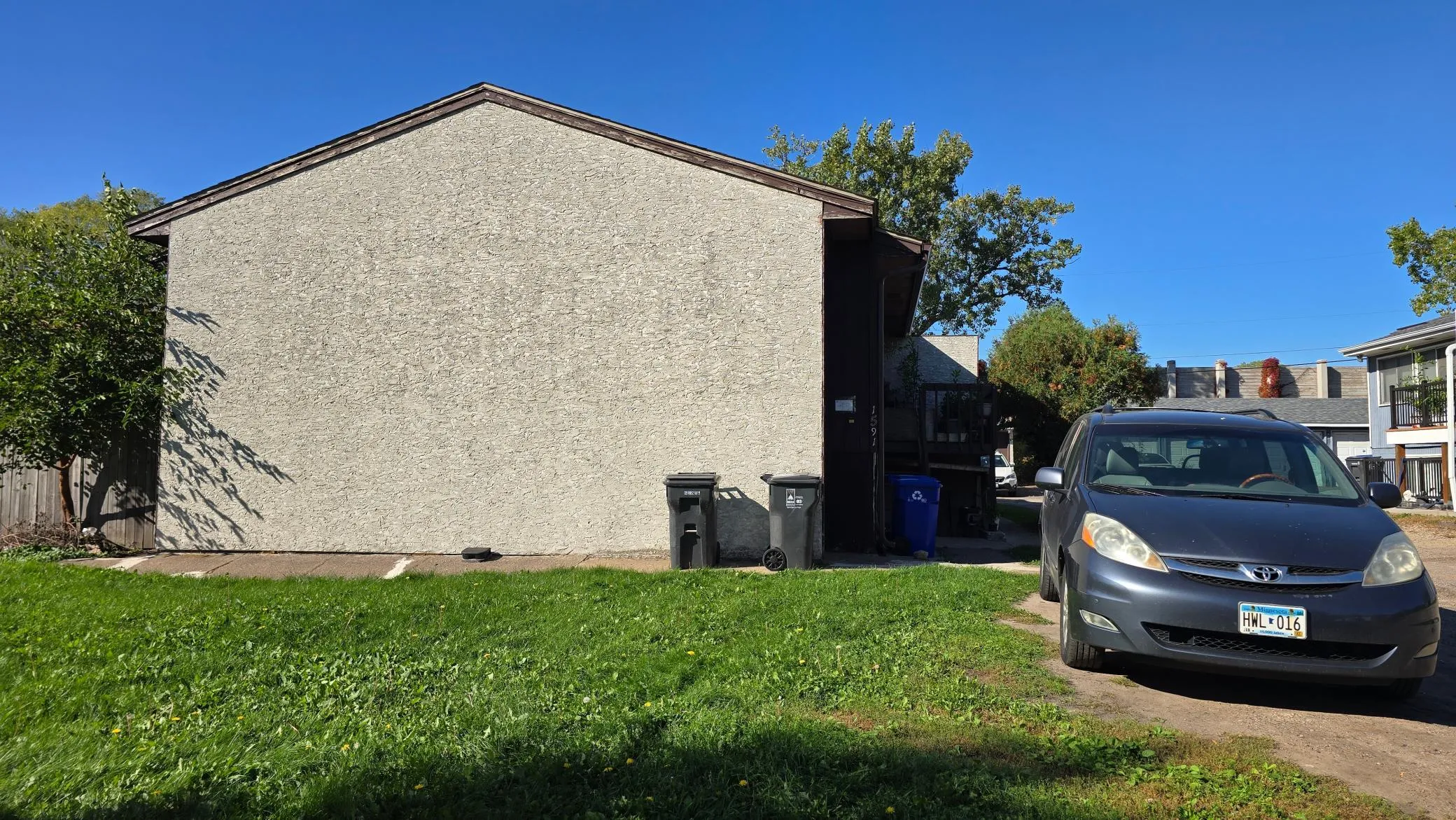 Photo 12 of 1591 Sloan Street