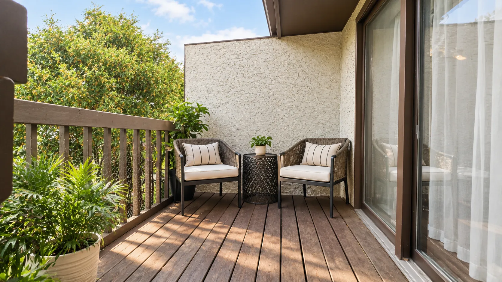 Photo 9 of 1591 Sloan Street